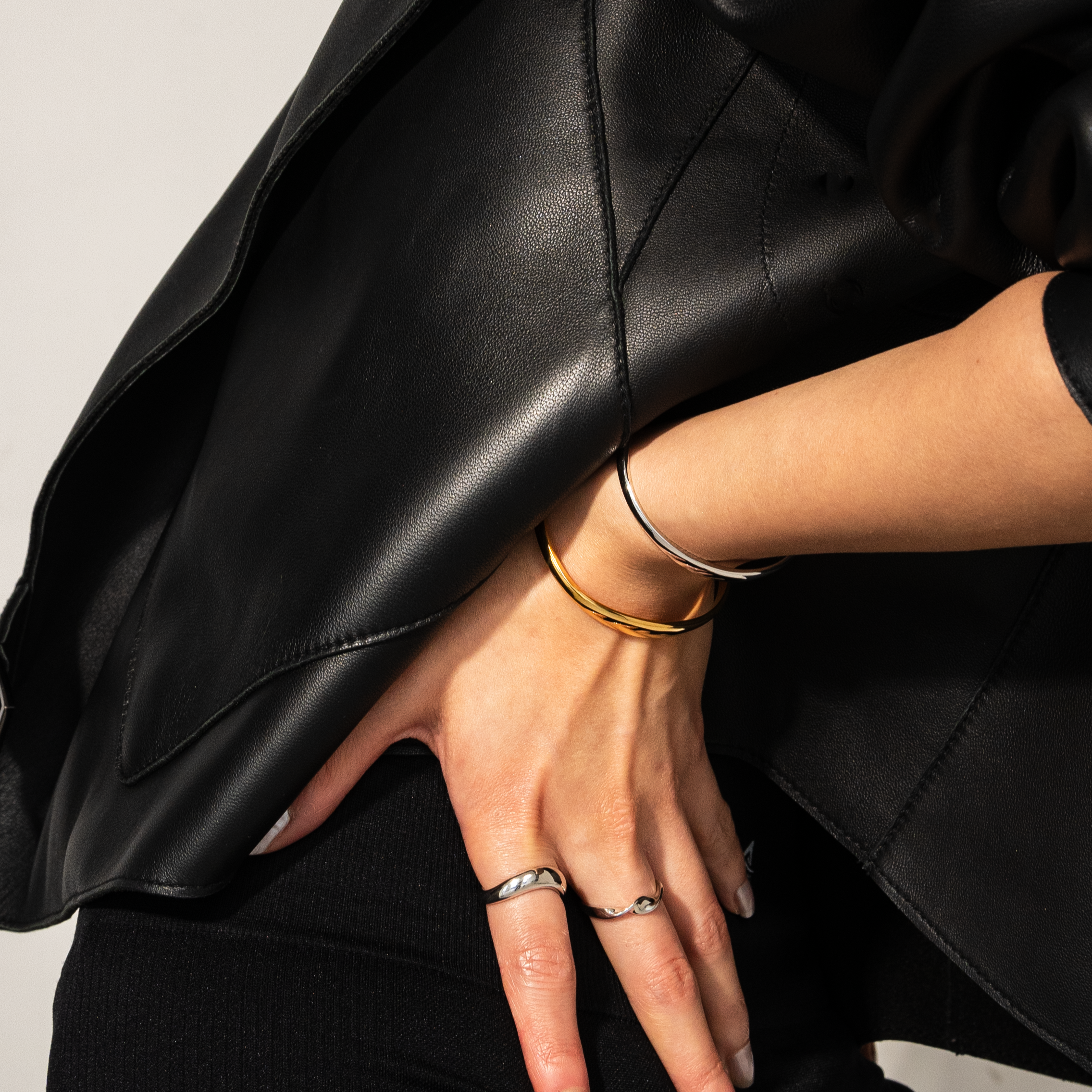 Bracelet Manchette Essential en Or
