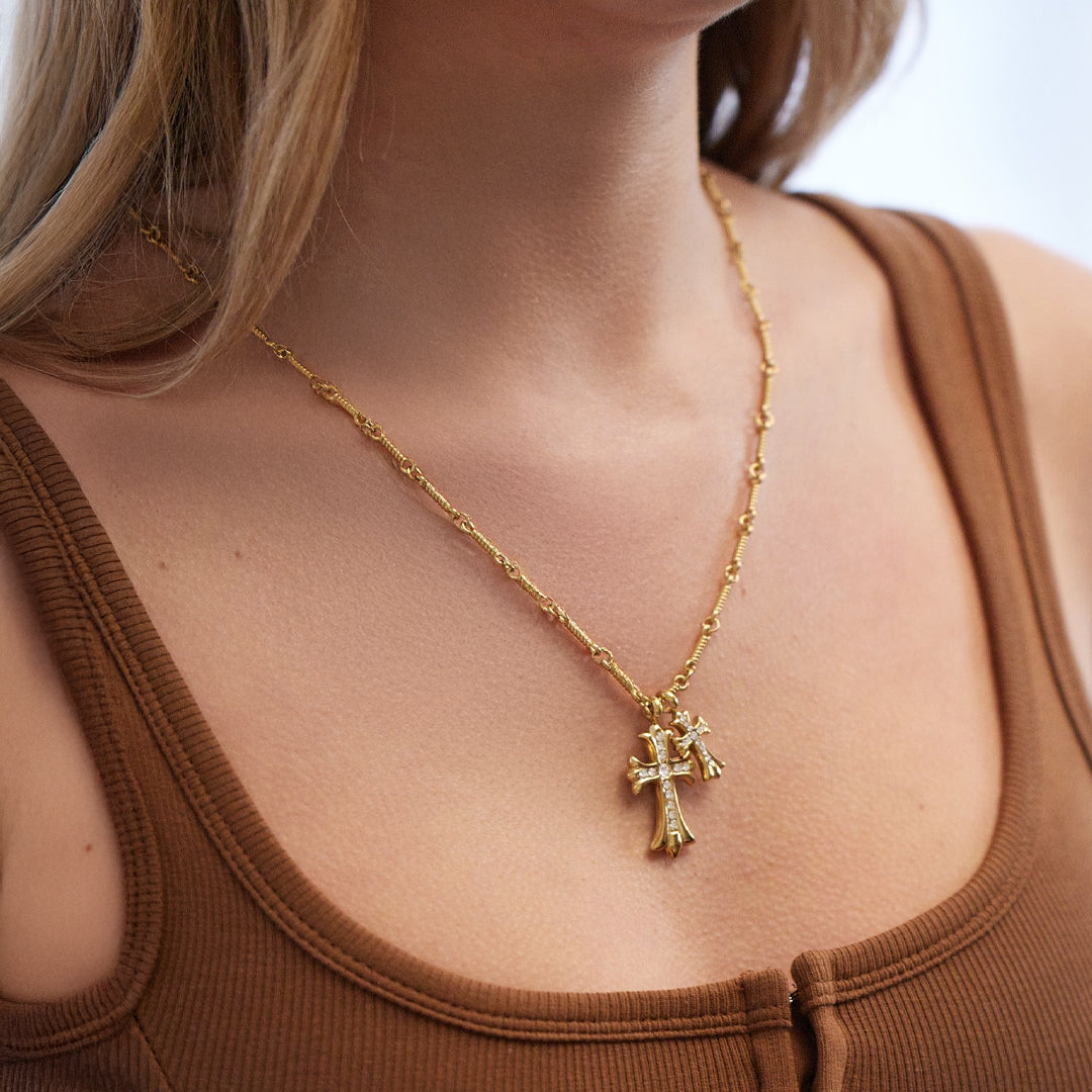 Collier Pendentif Double Croix en Or