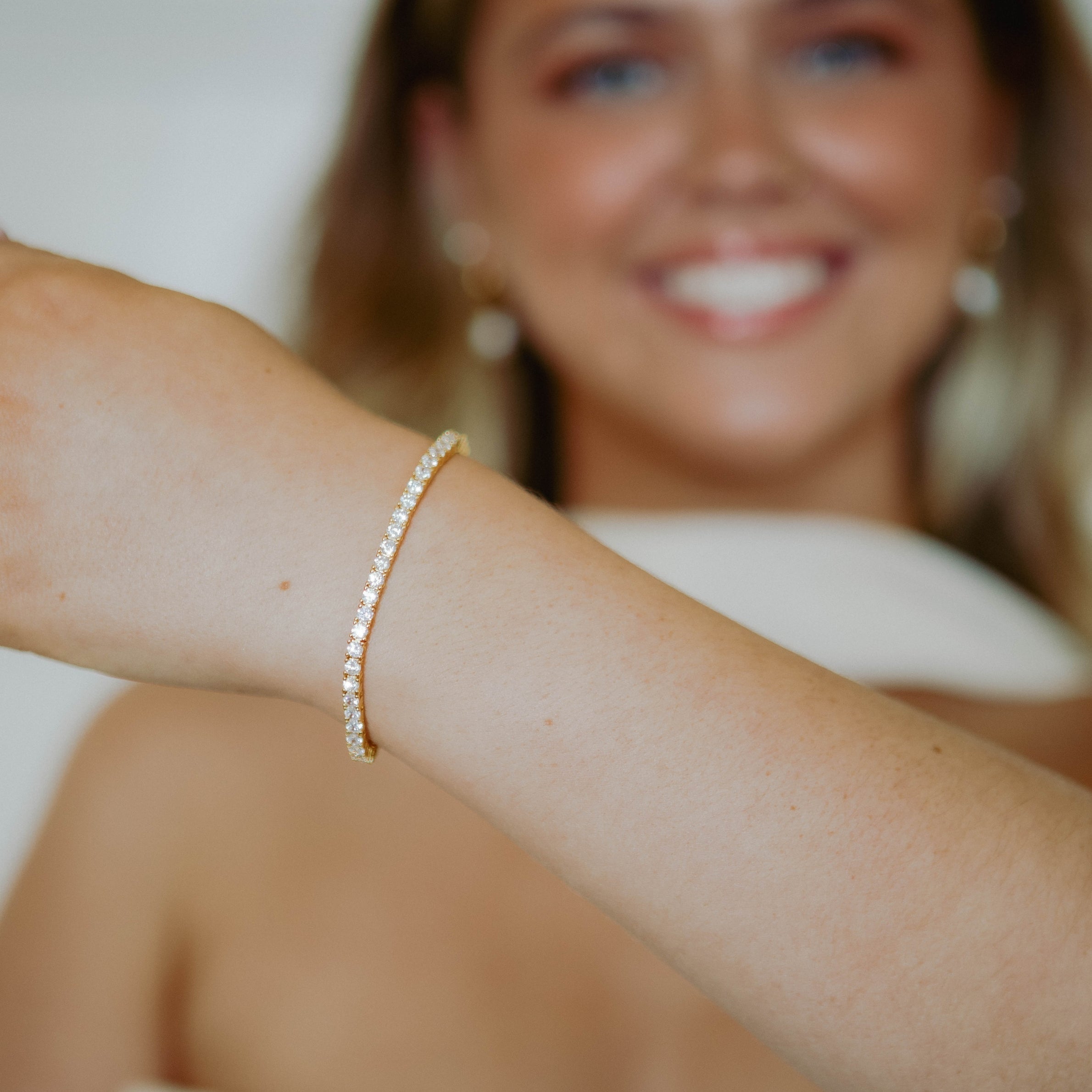 Parure Bracelet Chaîne Tennis & Petites Créoles Pavé en Or