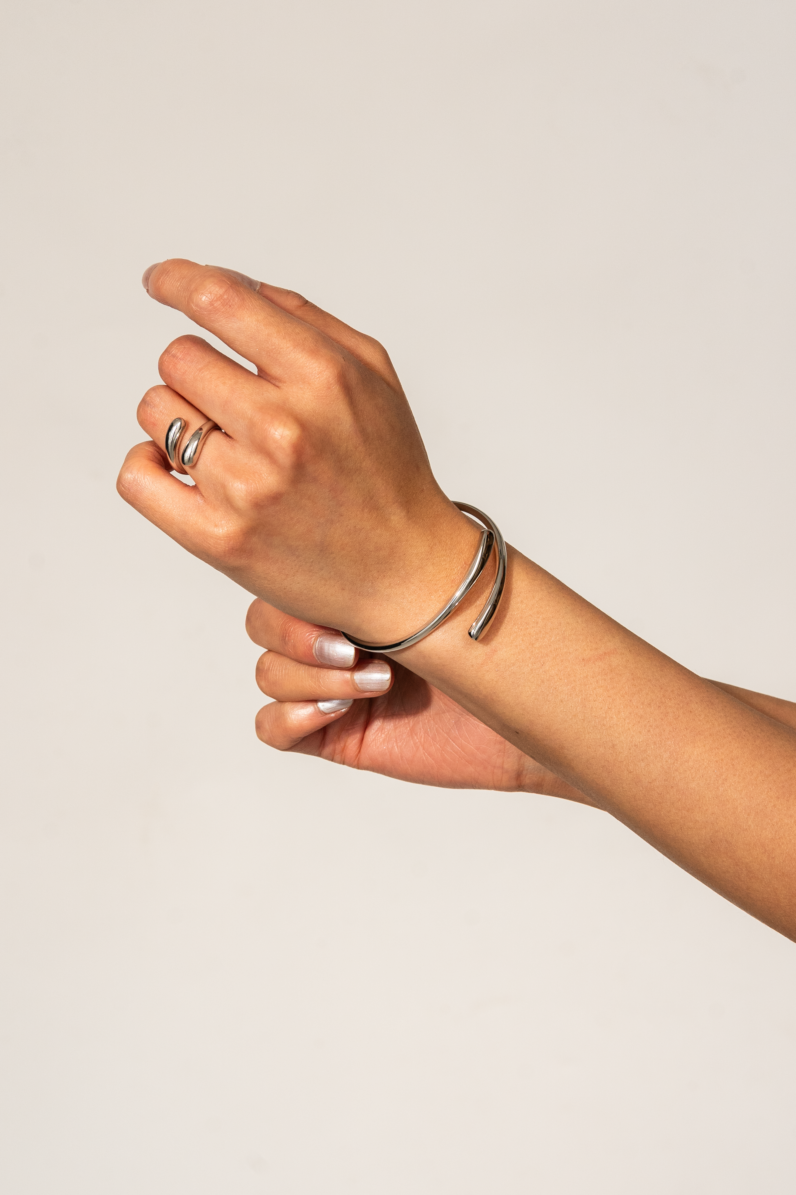 Bracelet Manchette Dome en Argent