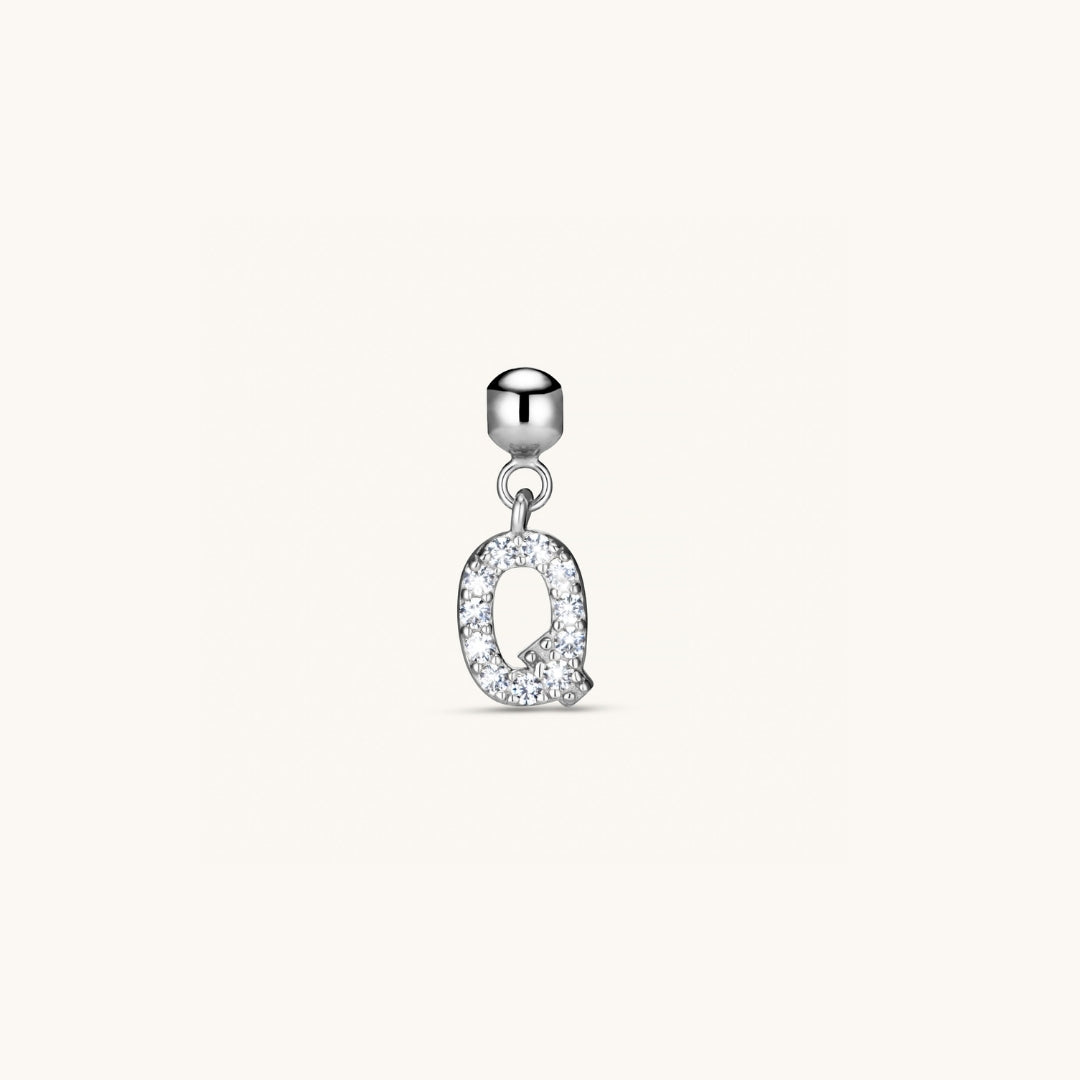 Pendentif Initiale Q avec Diamant en Argent