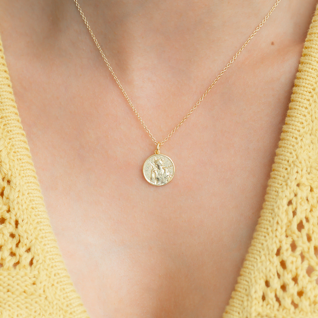 Collier Pendentif Déesse Grecque en Or