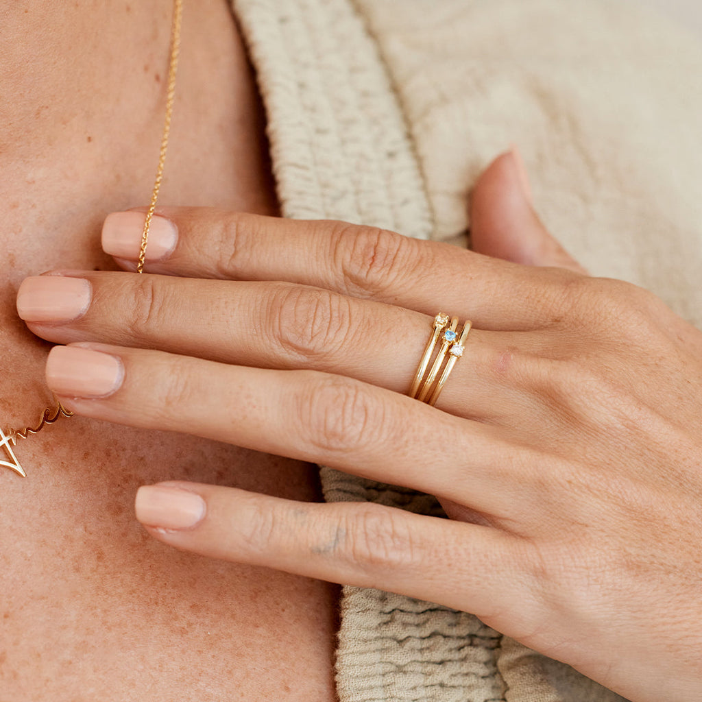 Bague Fine Pierre de Naissance en Or