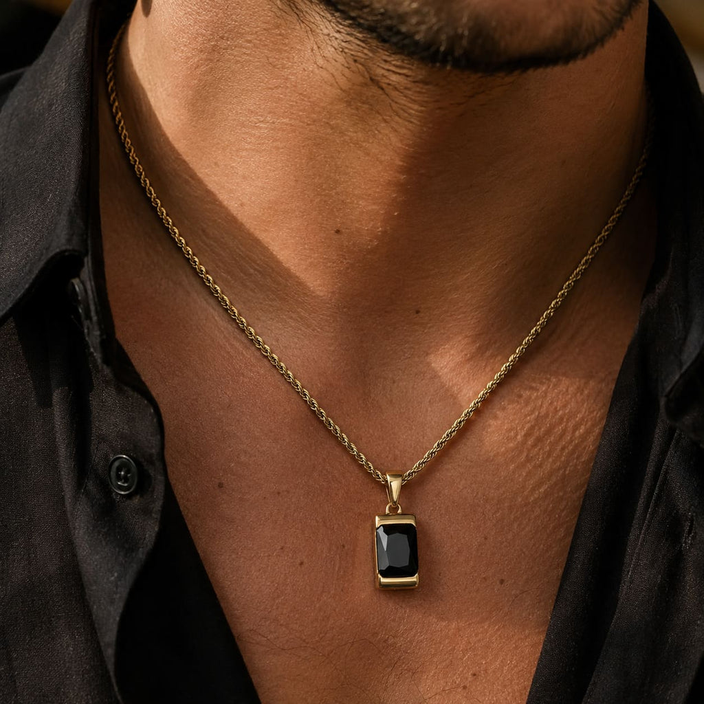 Apollo Black | Collier Iconique Avec Pierre Homme