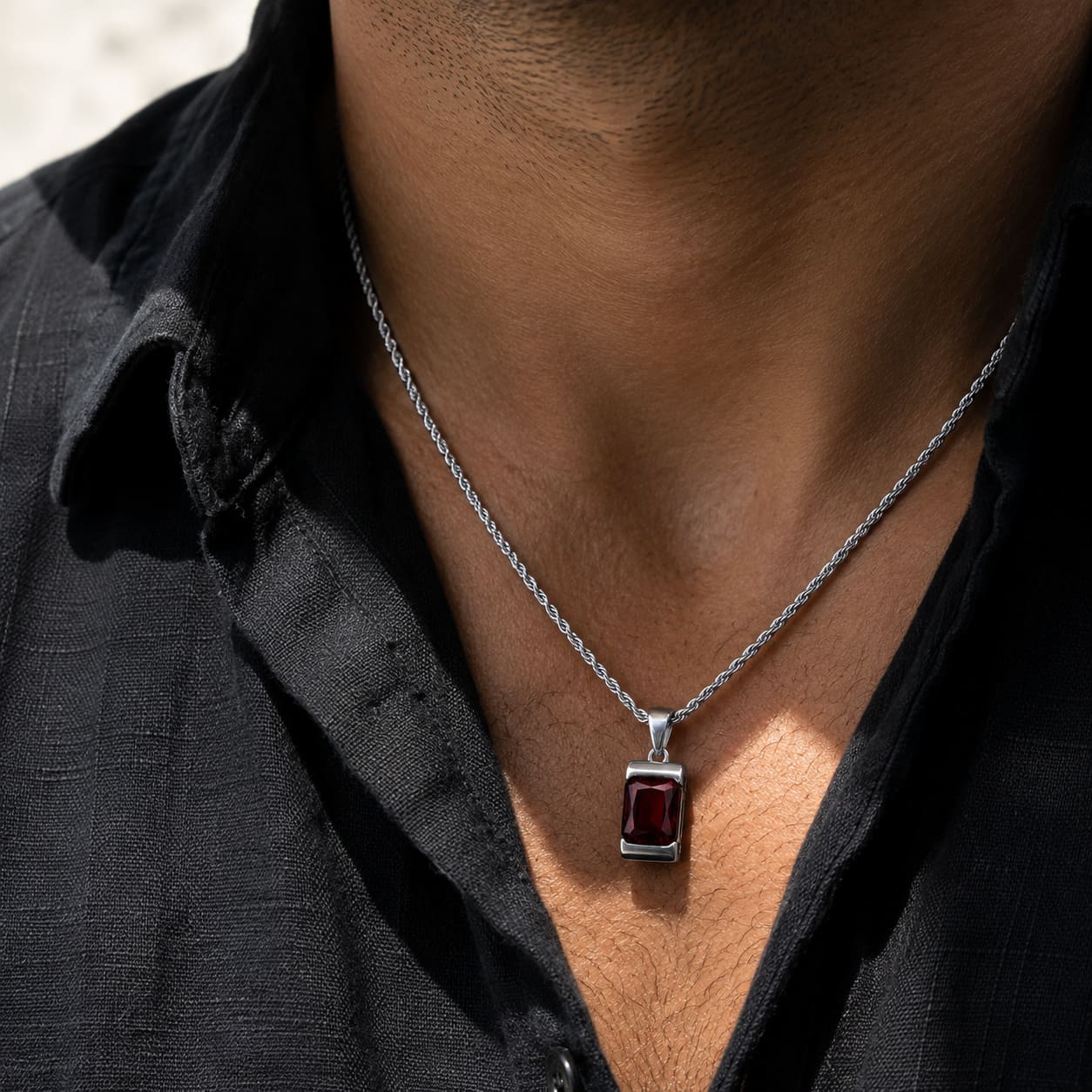 Apollo Red | Collier Iconique Avec Pierre Homme