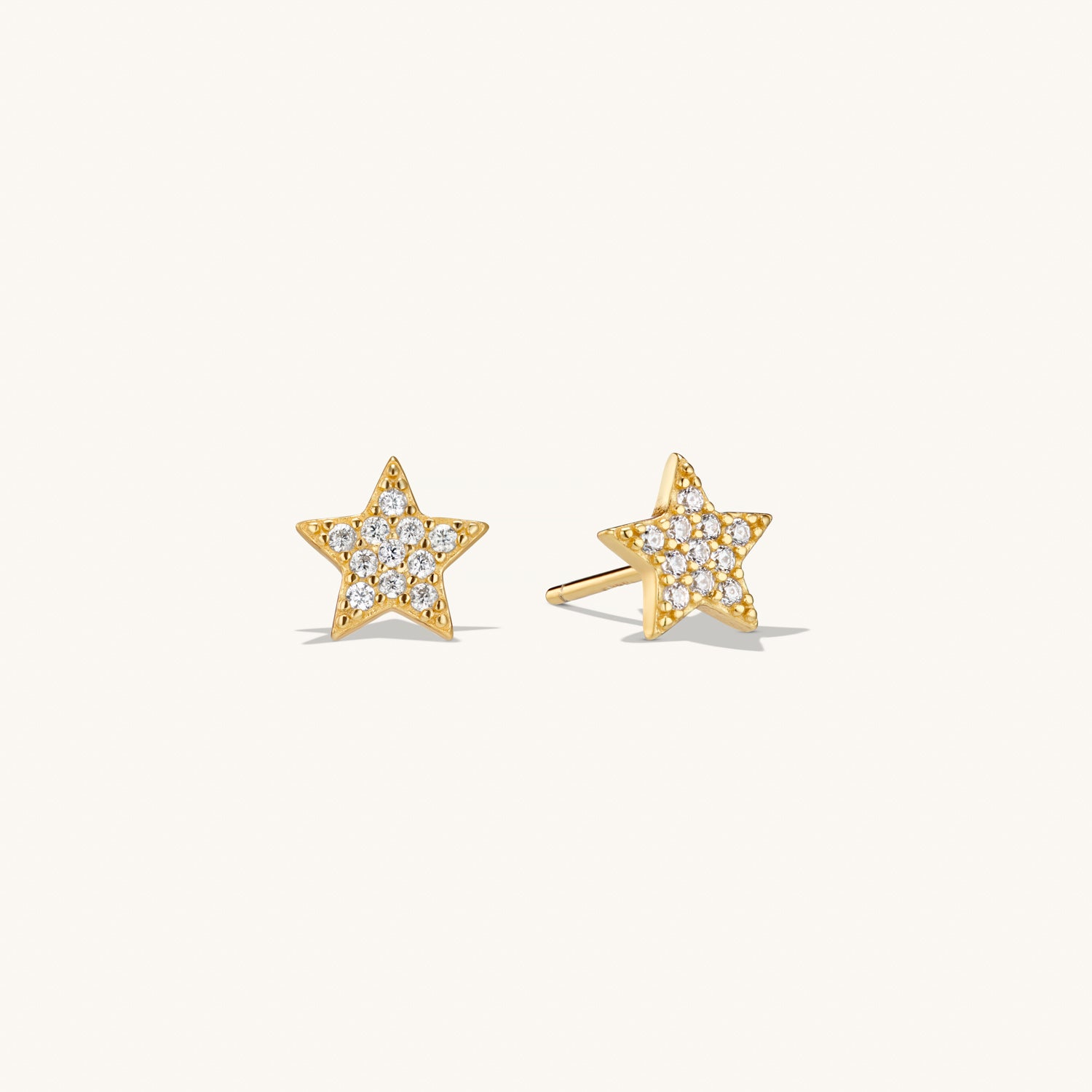 Puces d’Oreilles Étoile Astrid en Or
