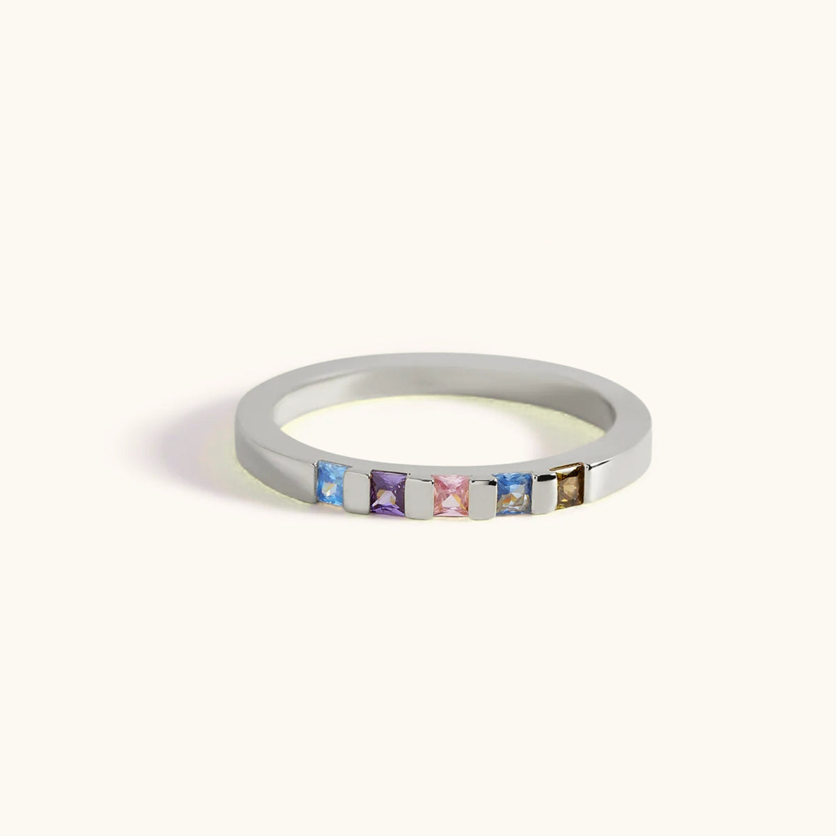 Anillo Banda con Piedra de Nacimiento Destello Cristal