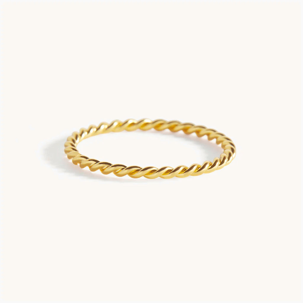 Bague Fine Tressée en Or