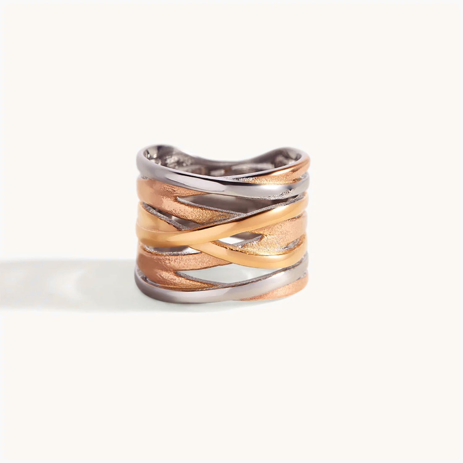 Bague Sculpturale Entrelacée