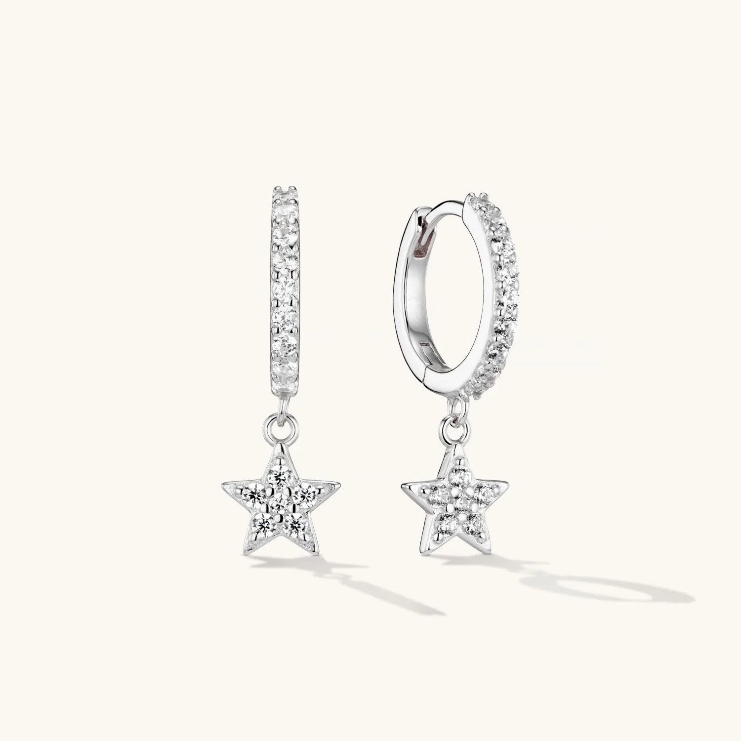 Boucles d’Oreilles Créoles Étoile Astrid en Argent