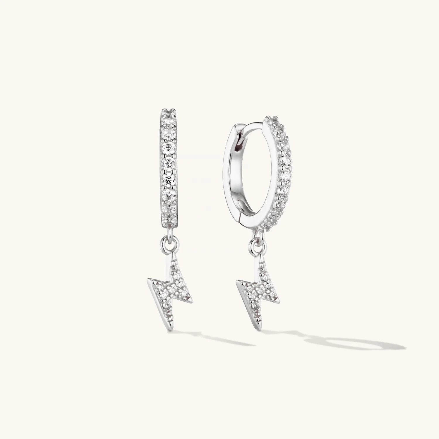 Boucles d’Oreilles Créoles Goutte Éclair en Argent