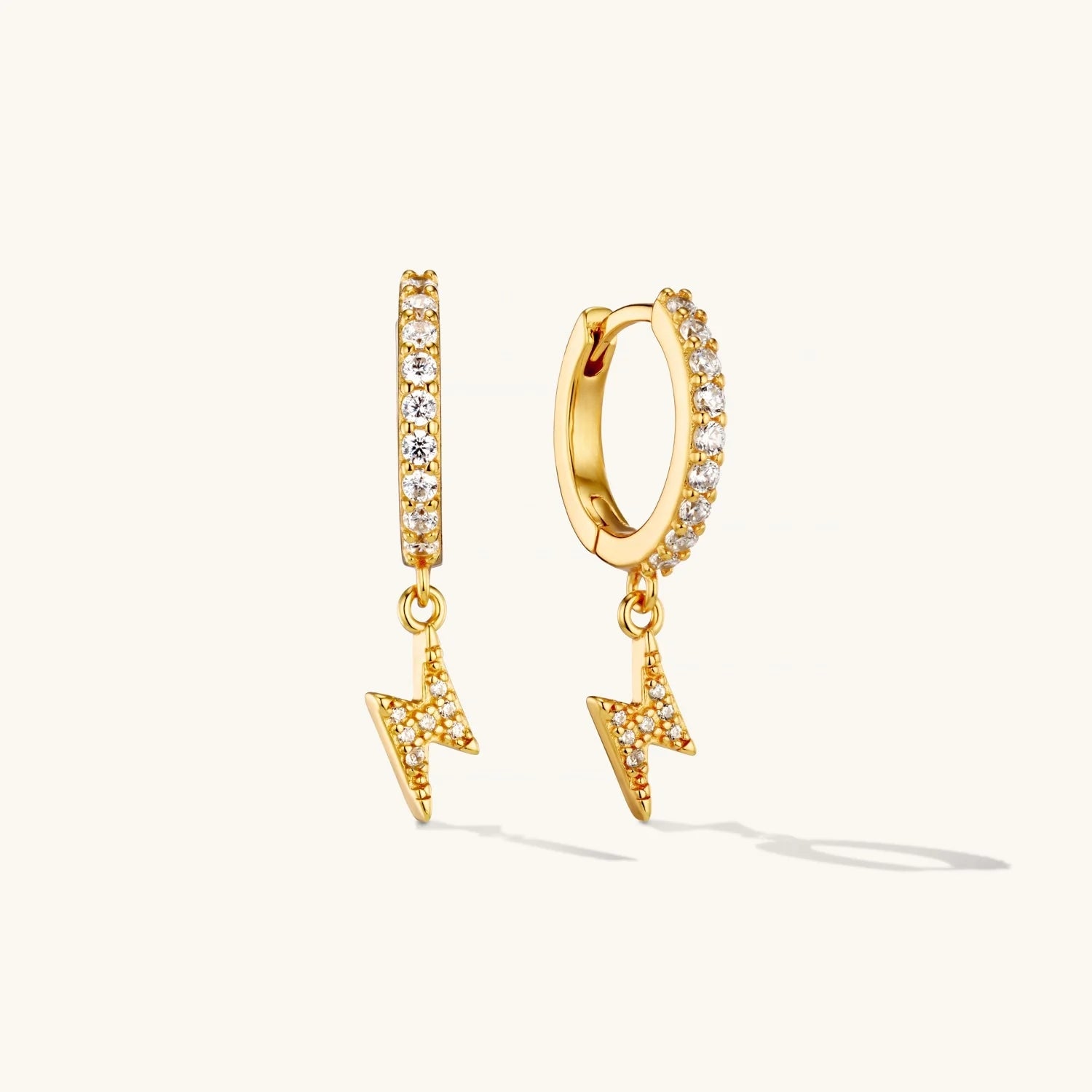 Boucles d’Oreilles Créoles Goutte Éclair en Or