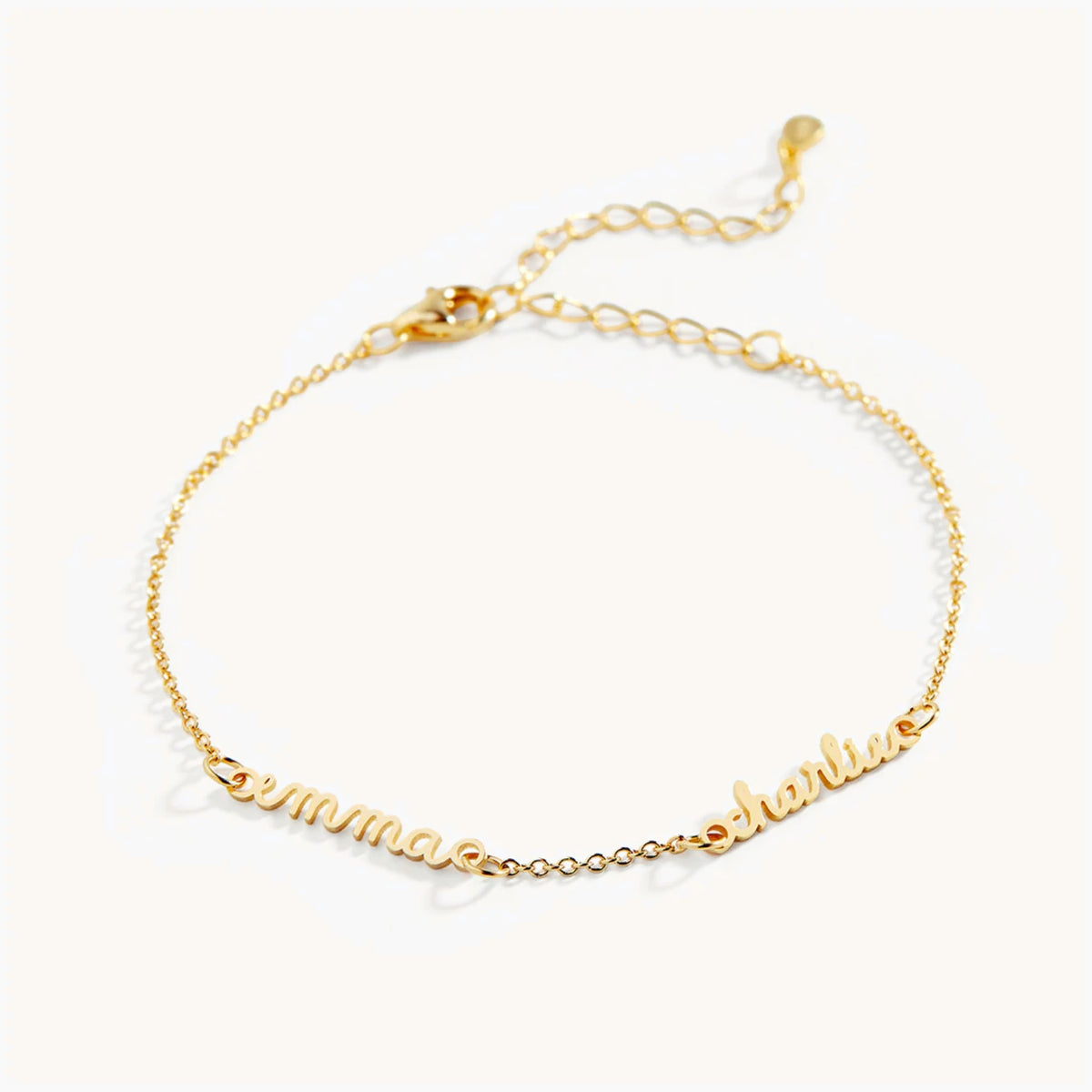 Zartes Armband mit mehreren Namen