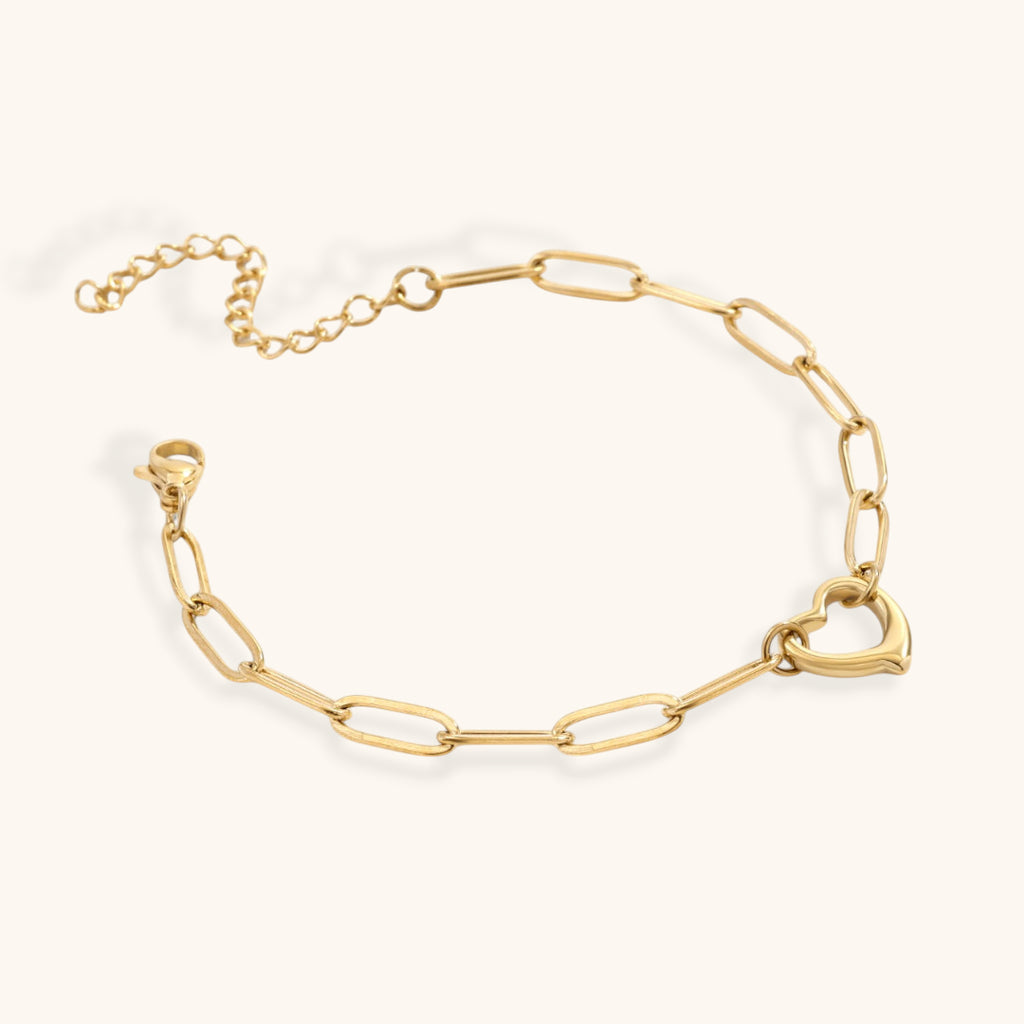 In the Middle, Your Heart Bracelet