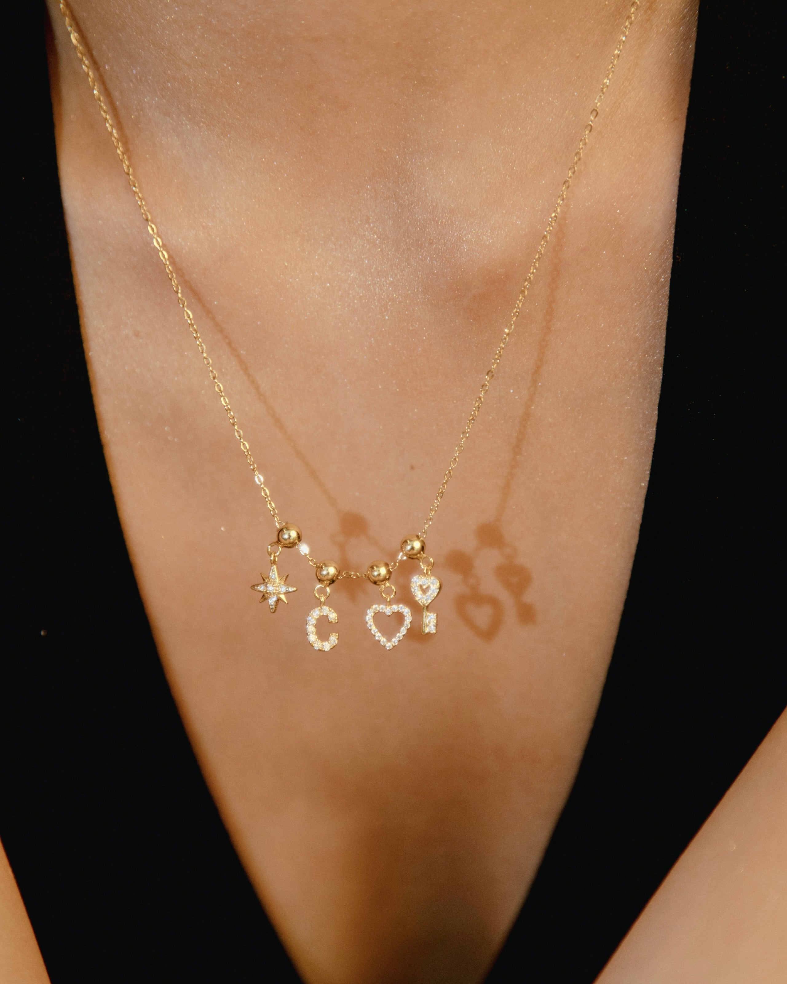 Pendentif Initiale C avec Diamant en Or