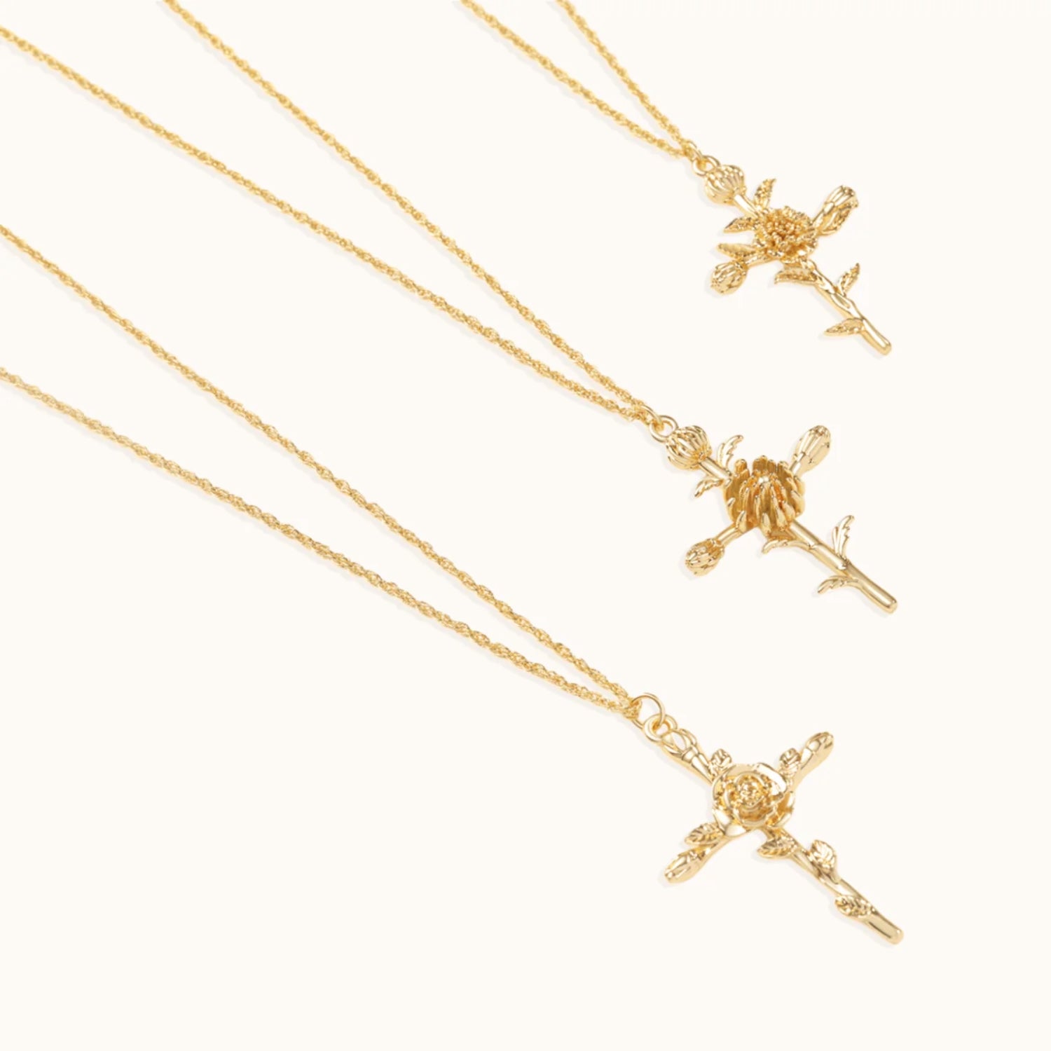 Collier Pendentif Croix Florale en Or