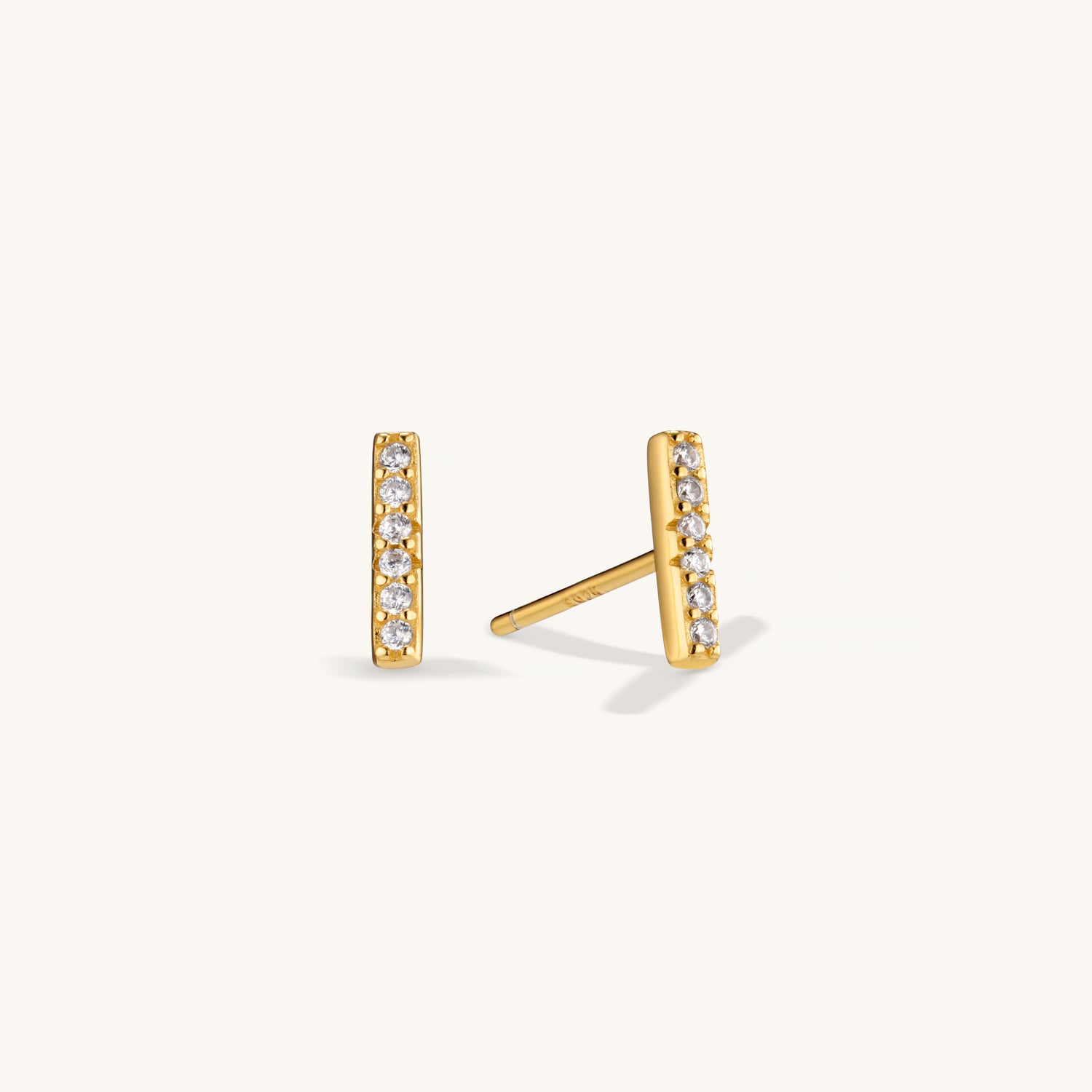 Puces d’Oreilles Barre avec Diamant en Or