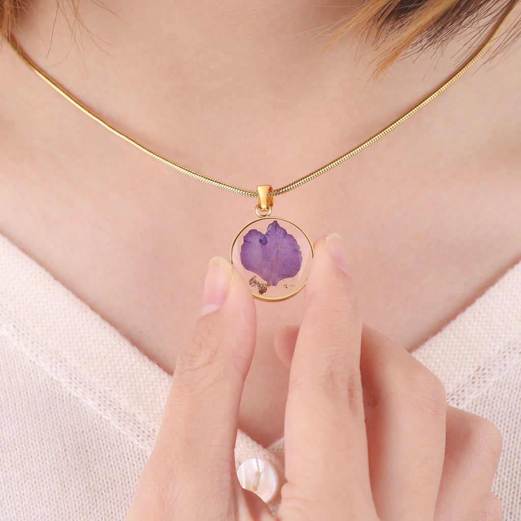 Florale Essenz Halskette