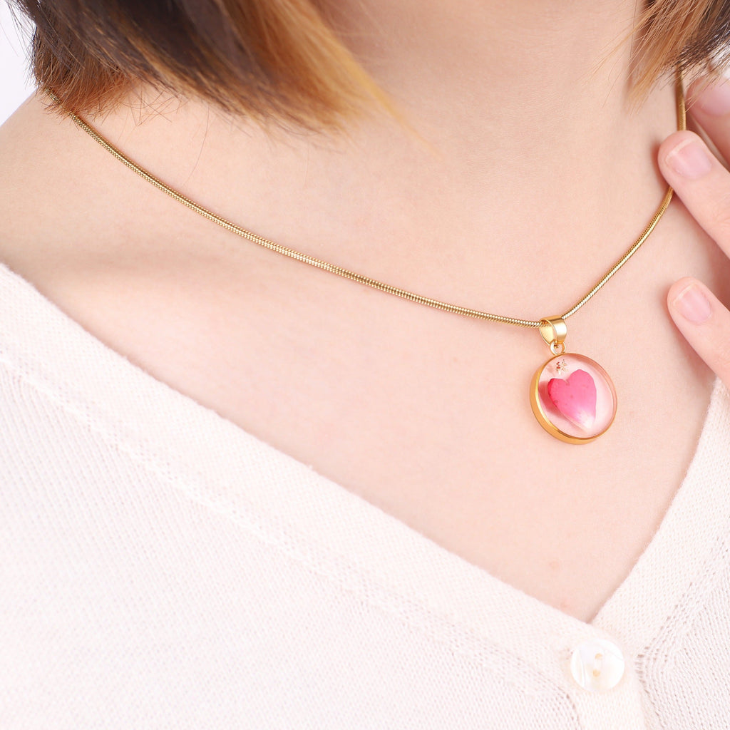 Florale Essenz Halskette