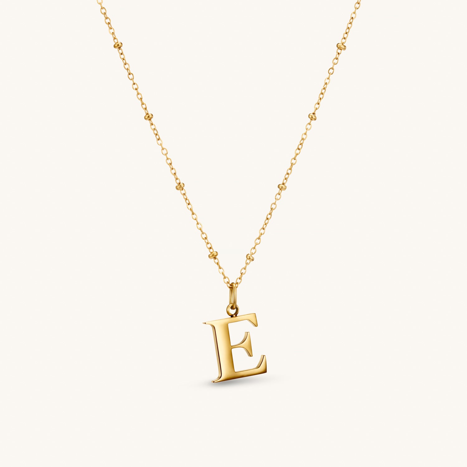 Collier pendentif initiale E en Or
