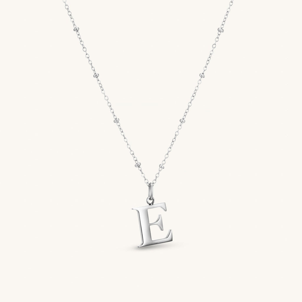 Collier pendentif initiale E en Argent