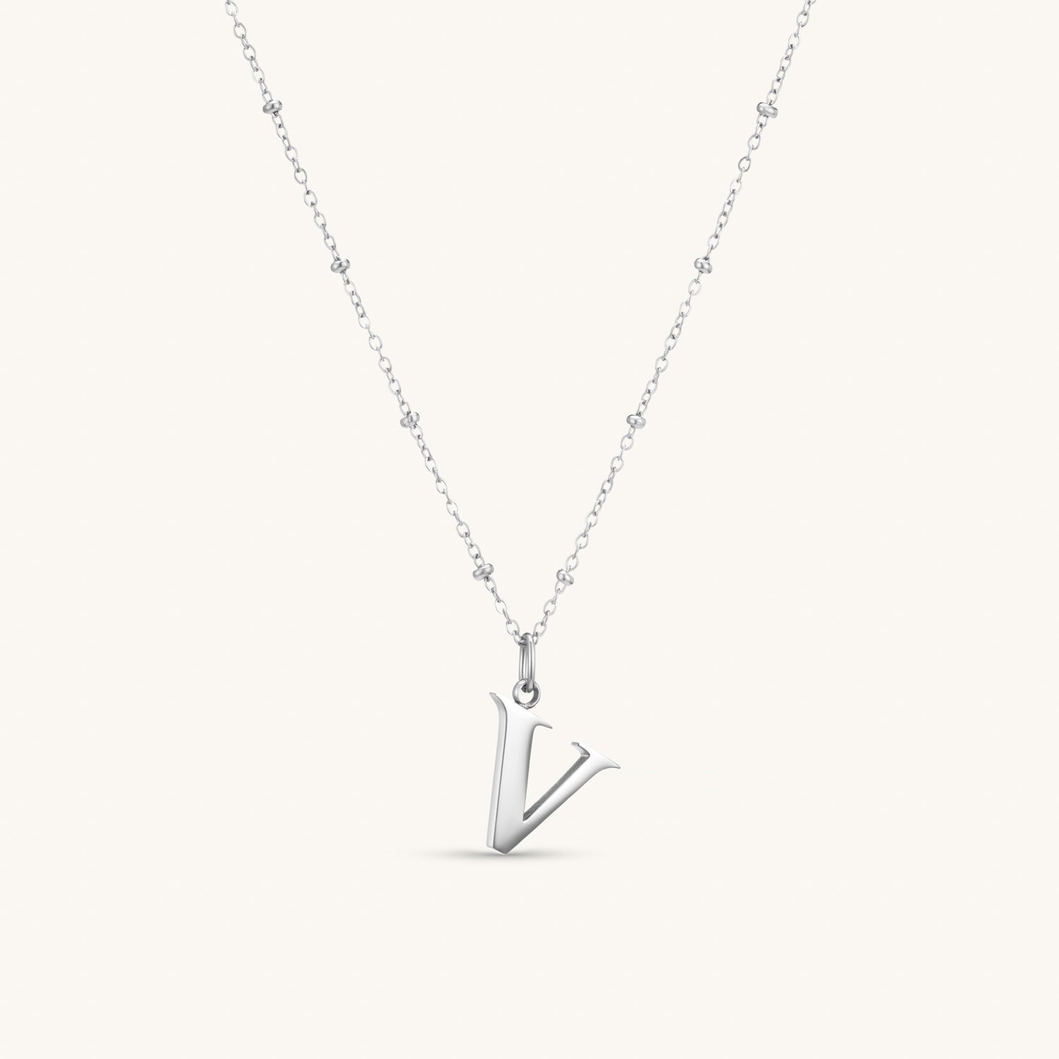 Collier pendentif initiale V en Argent
