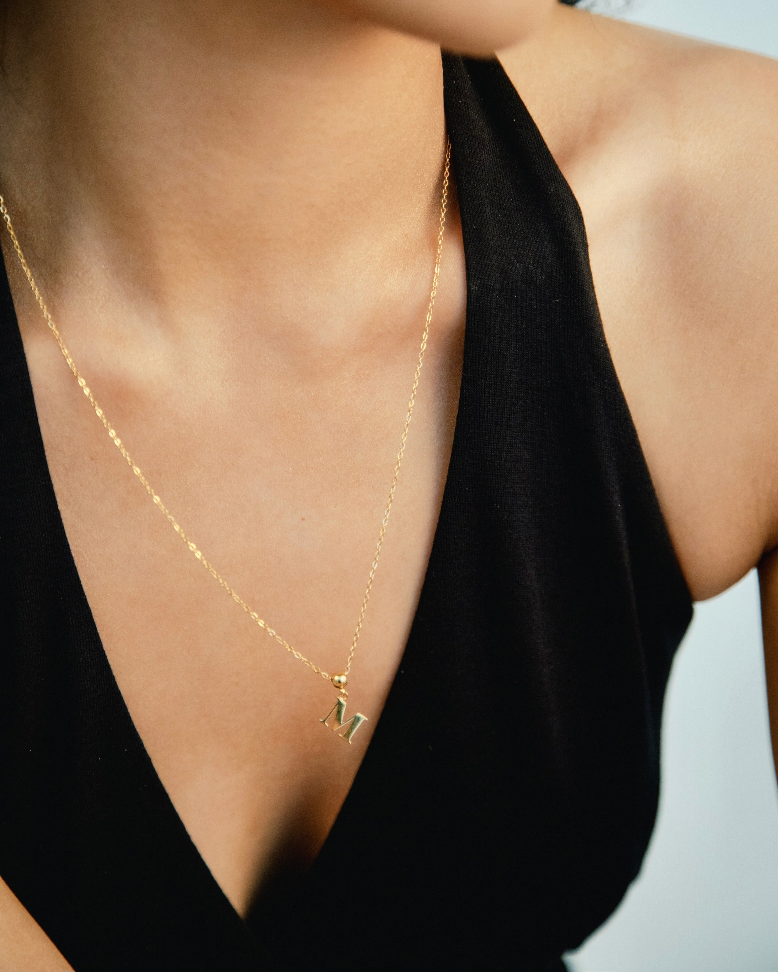 Pendentif Initiale M Classique en Or