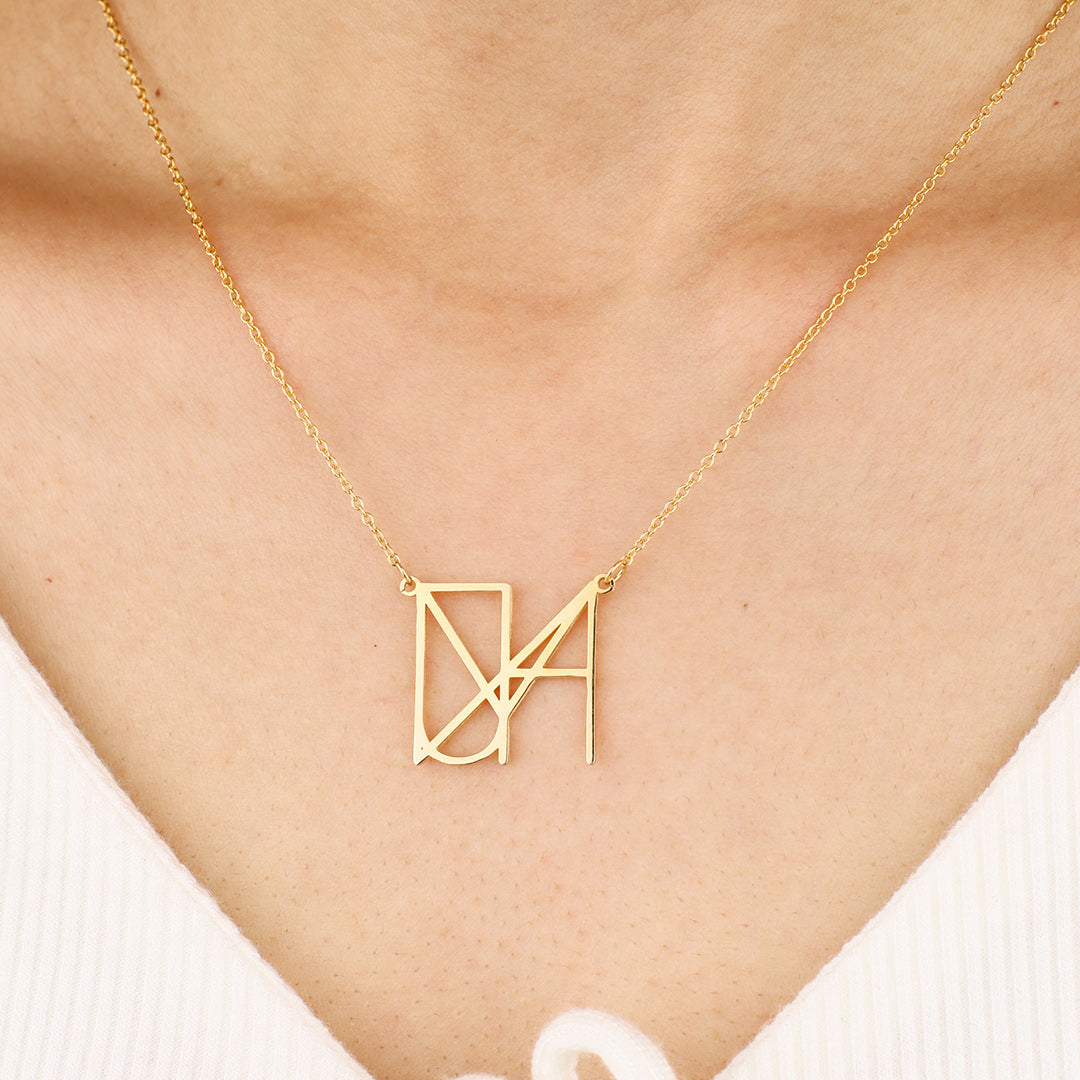 Collier Minimaliste Monogramme en Or