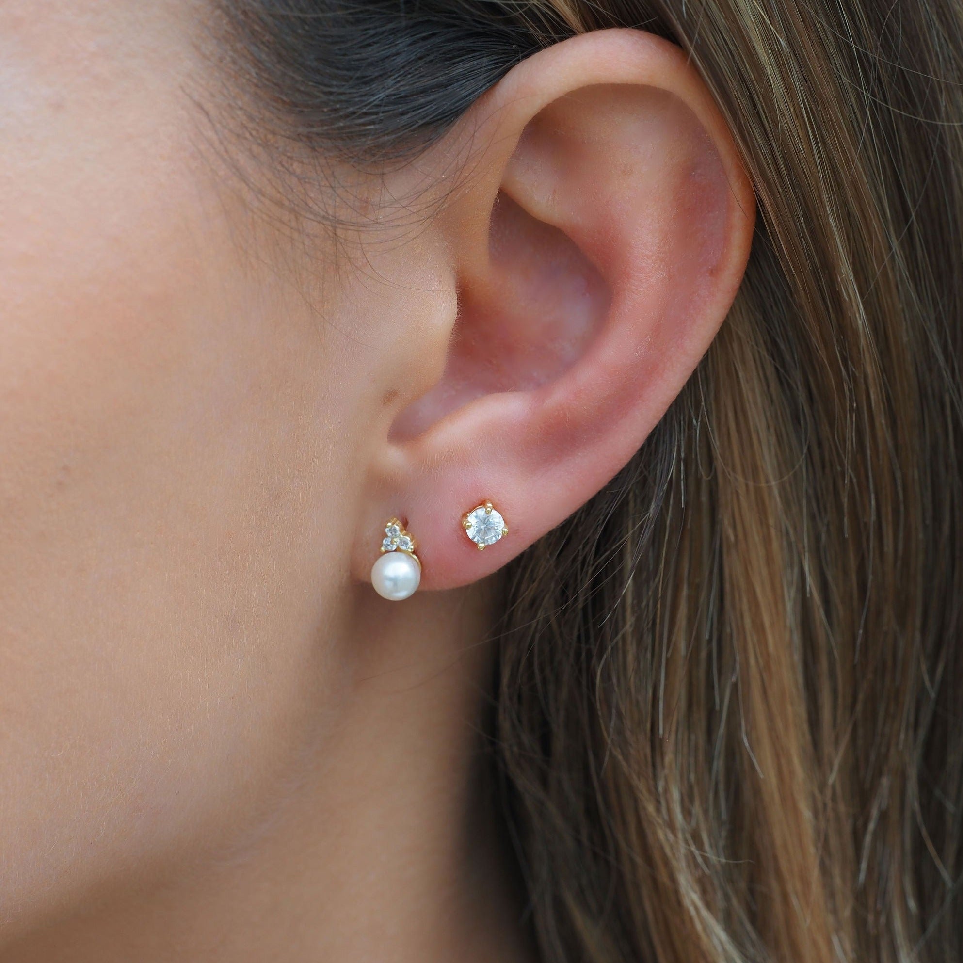 Puces d’Oreilles avec Diamant en Or