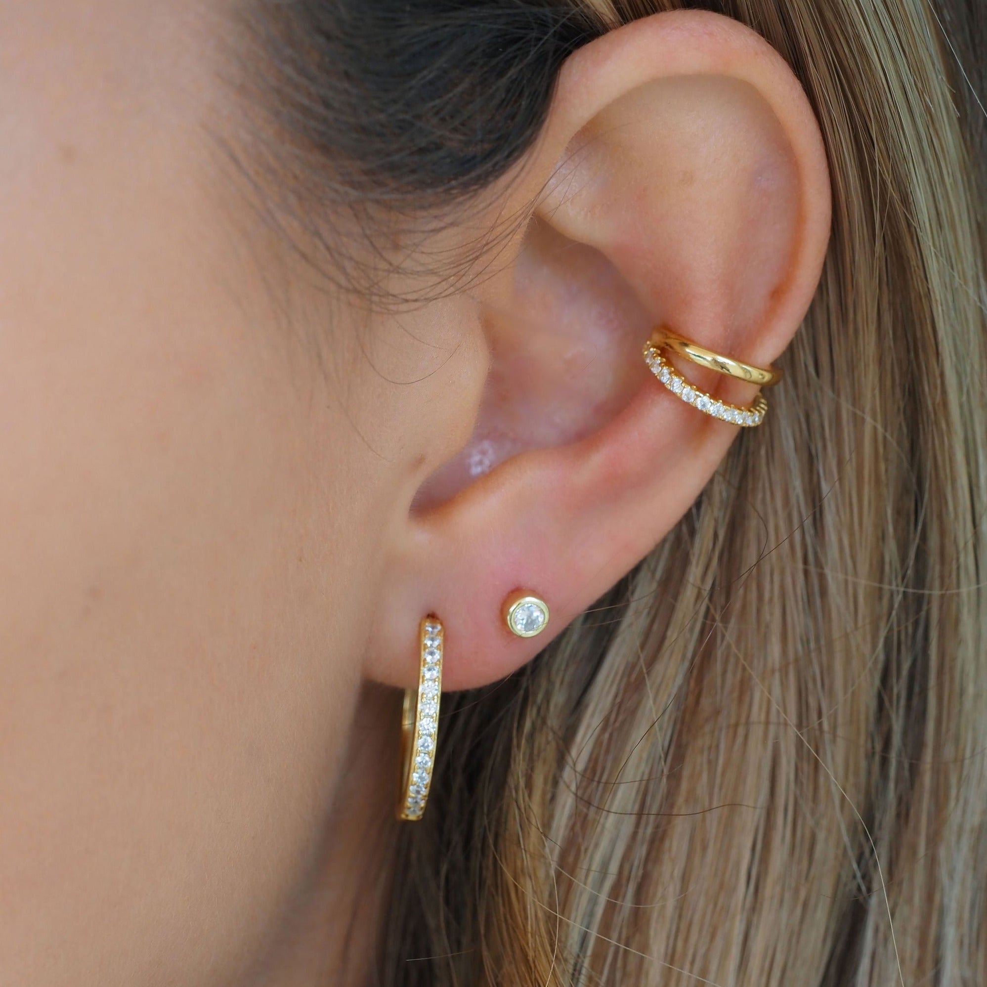 Puces d’Oreilles Sphères Pavé en Or