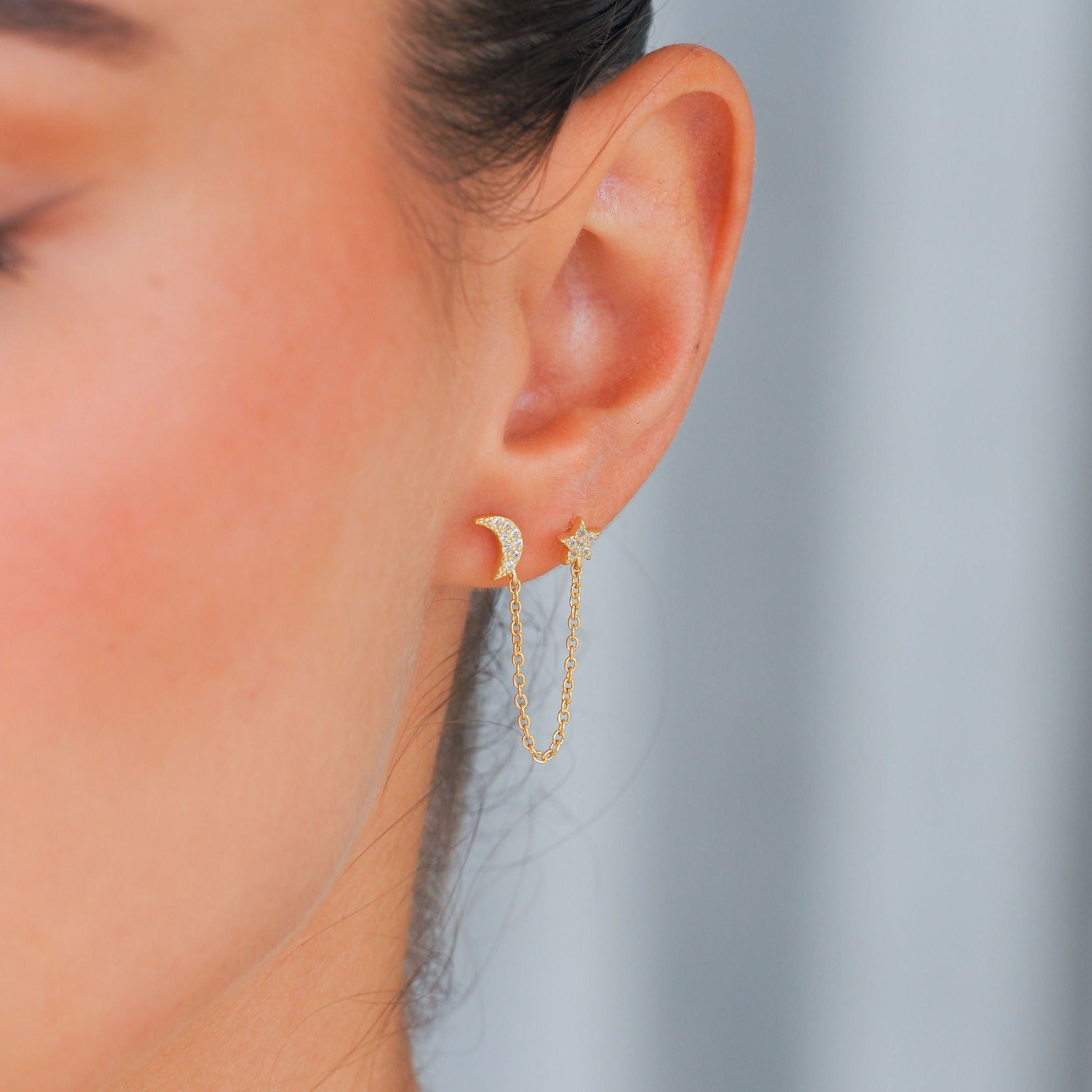 Puces d’Oreilles Maillon Céleste en Argent