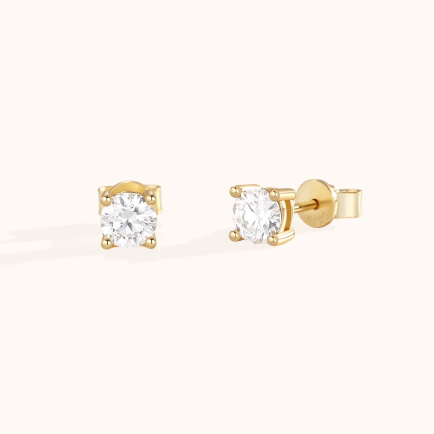 Puces d’Oreilles Diamant Classiques en Or