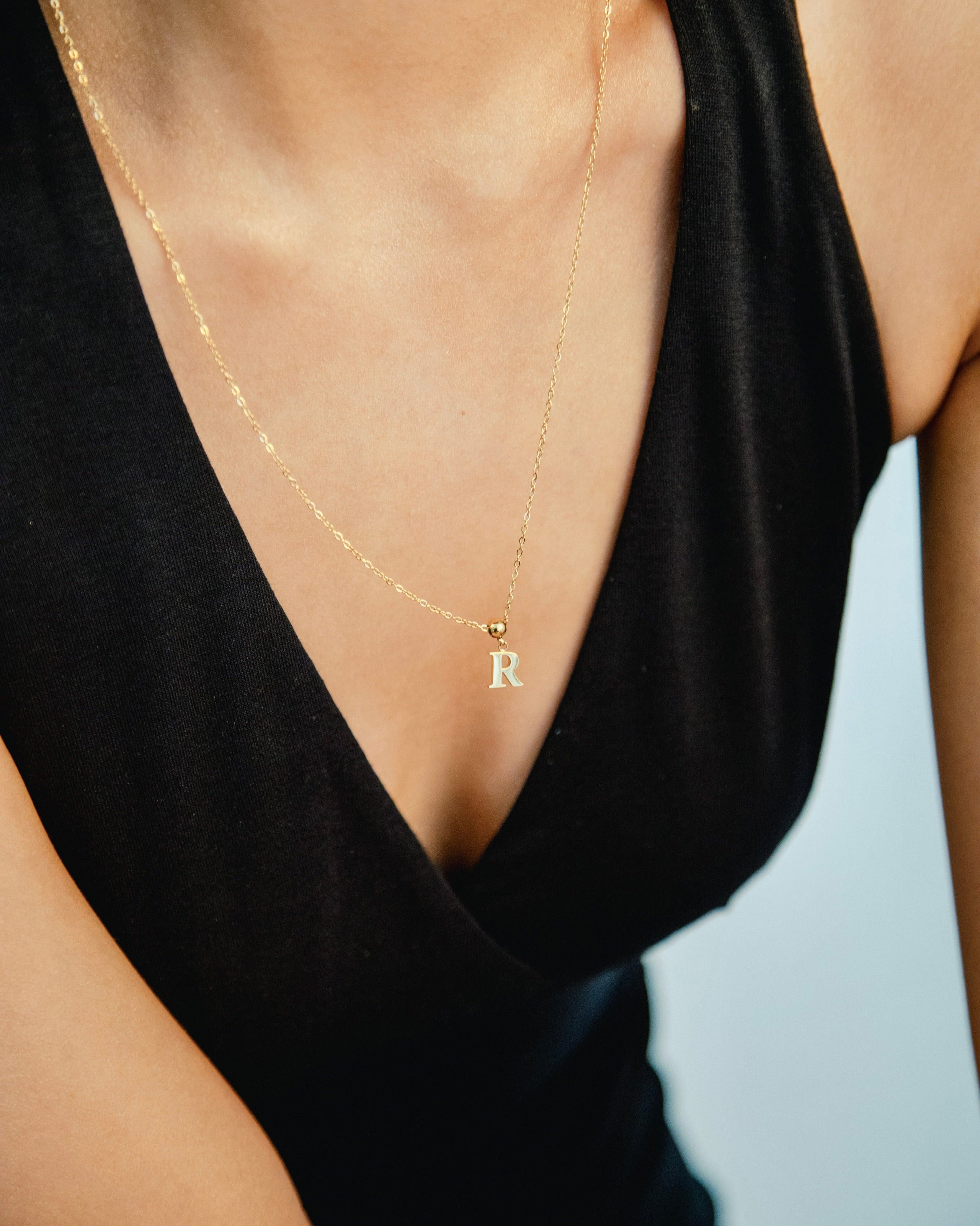Pendentif Initiale R Classique en Or