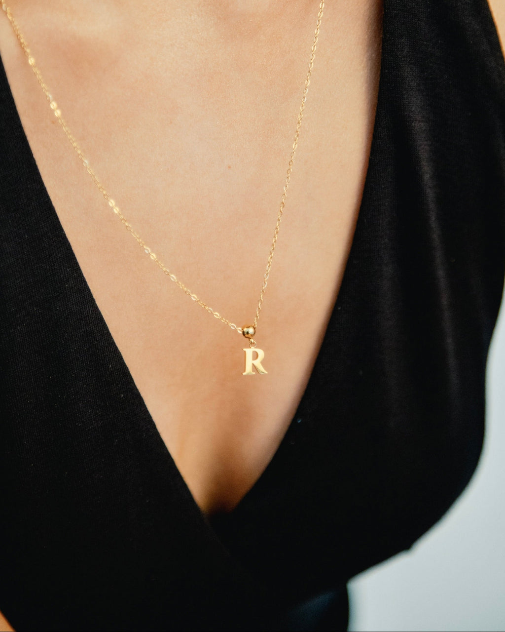 Pendentif Initiale R Classique en Or