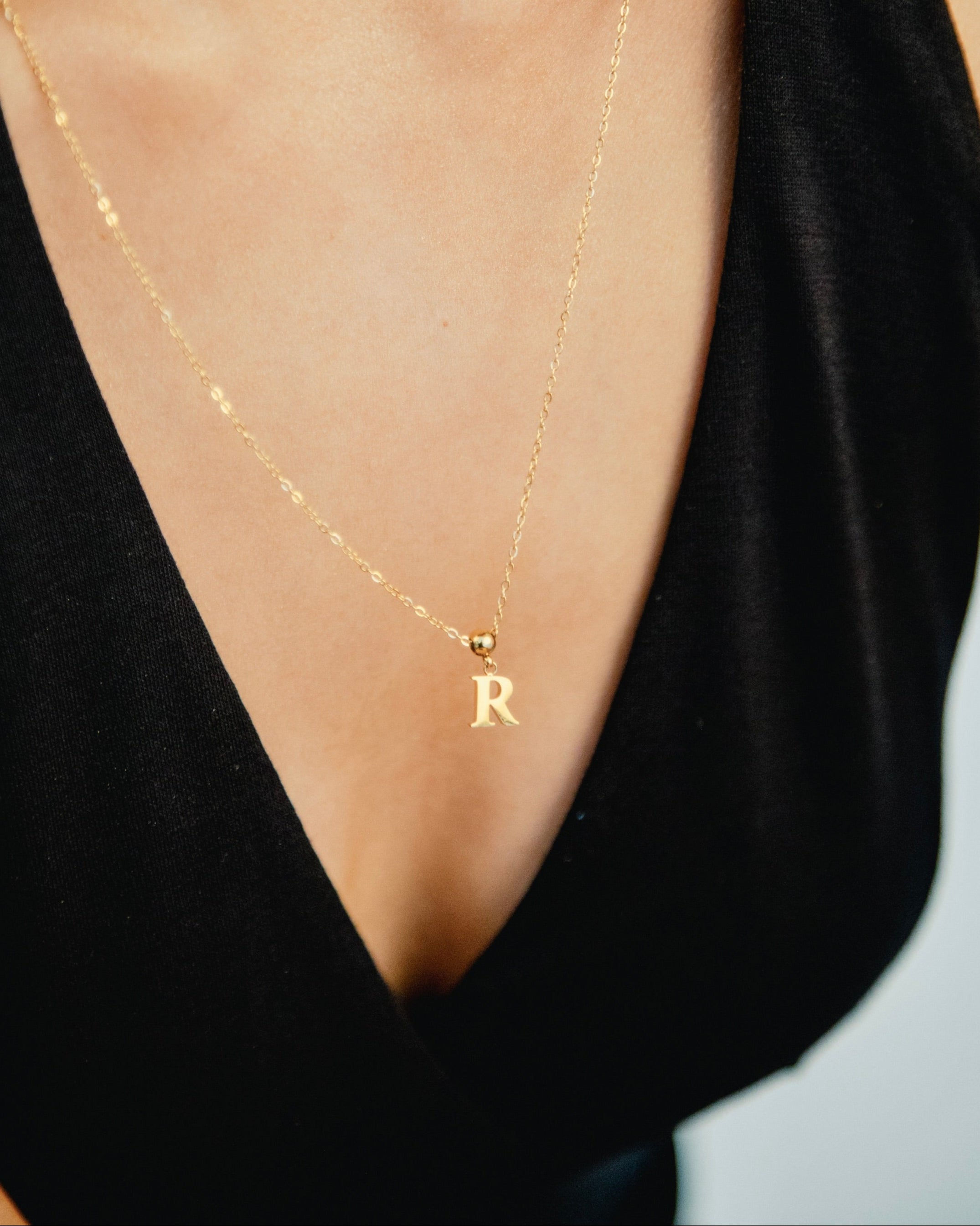 Pendentif Initiale R Classique en Or