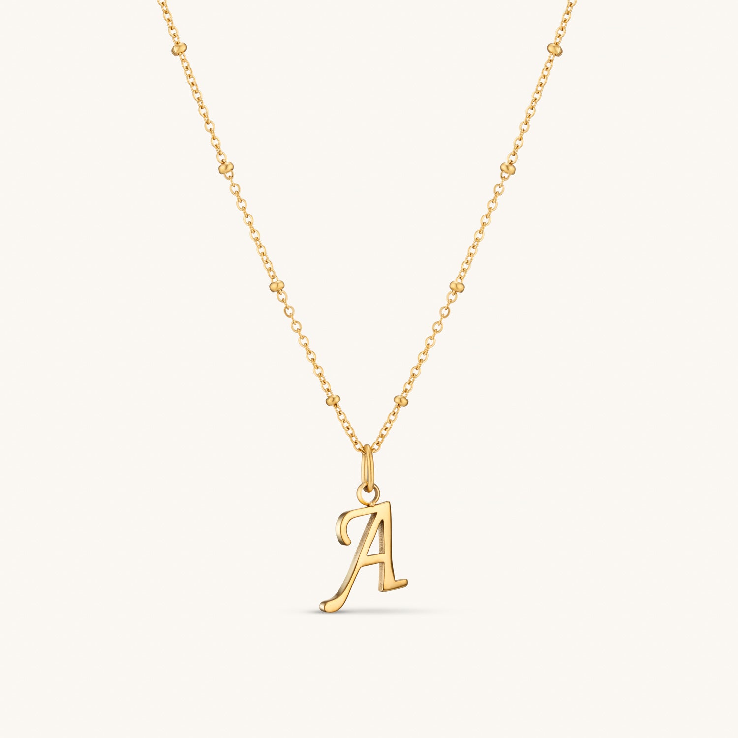 Collier Initiale A en Écriture Script en Or