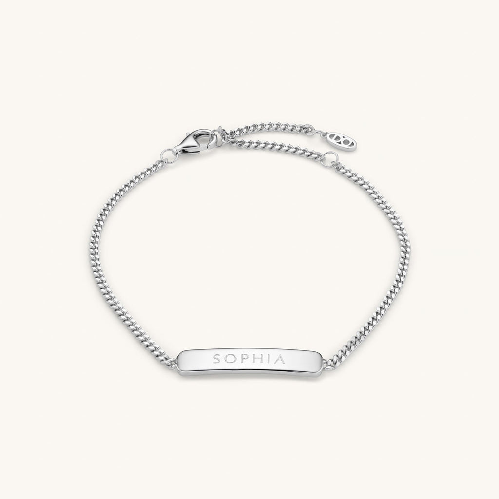 Le Bracelet Gravé en Argent