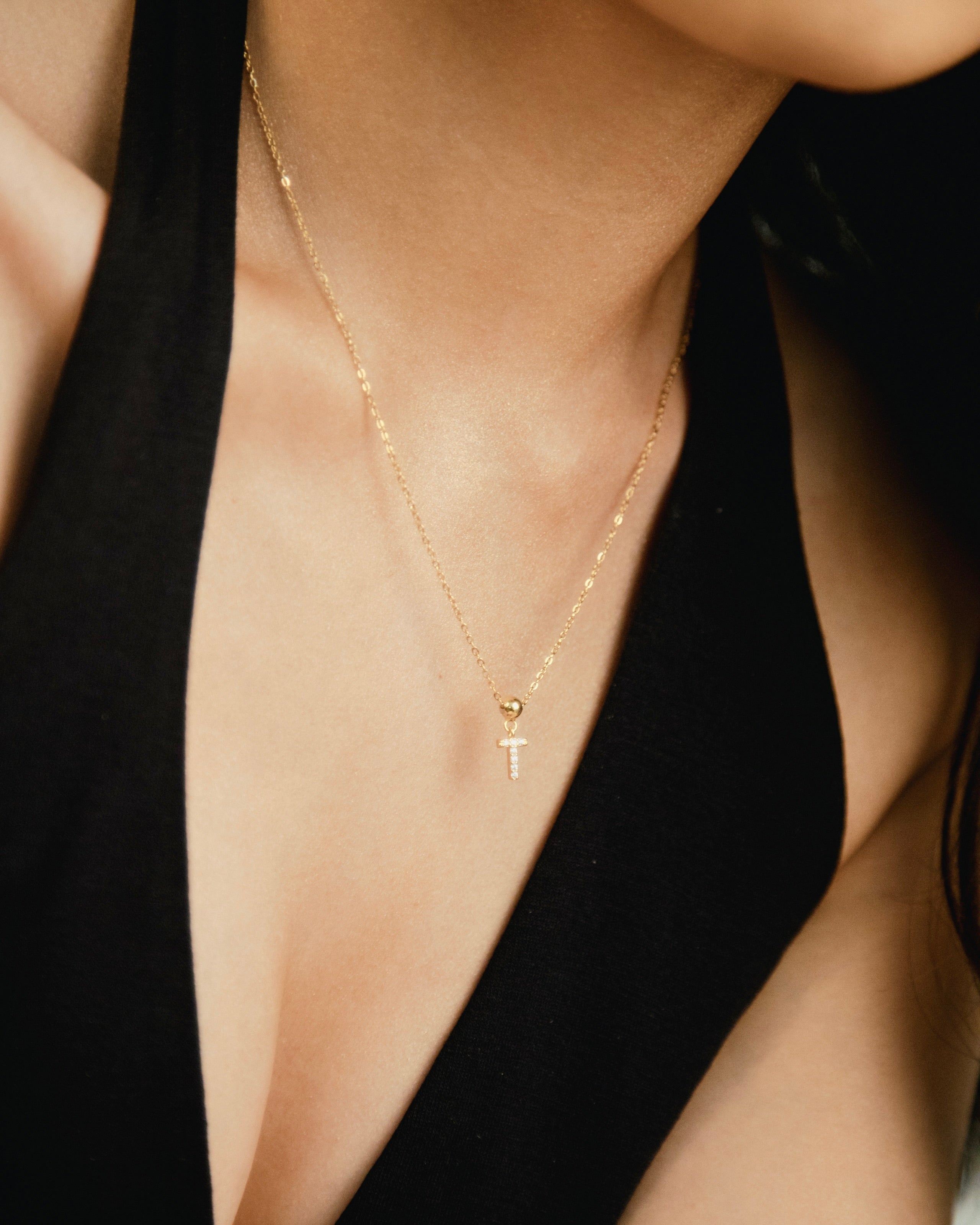 Pendentif Initiale T avec Diamant en Or
