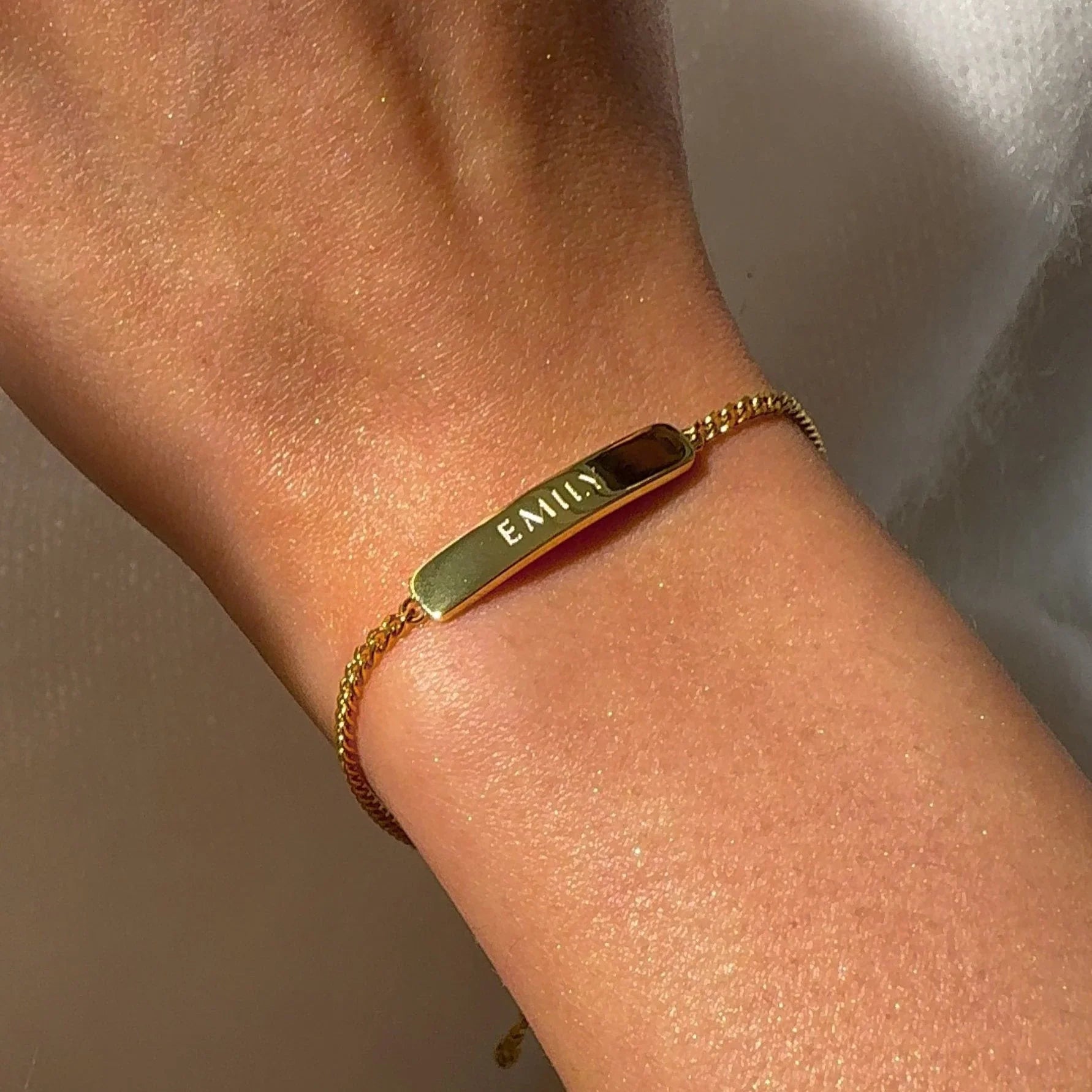 Parure Bracelet Gravé & Créoles Duo Superposées en Or