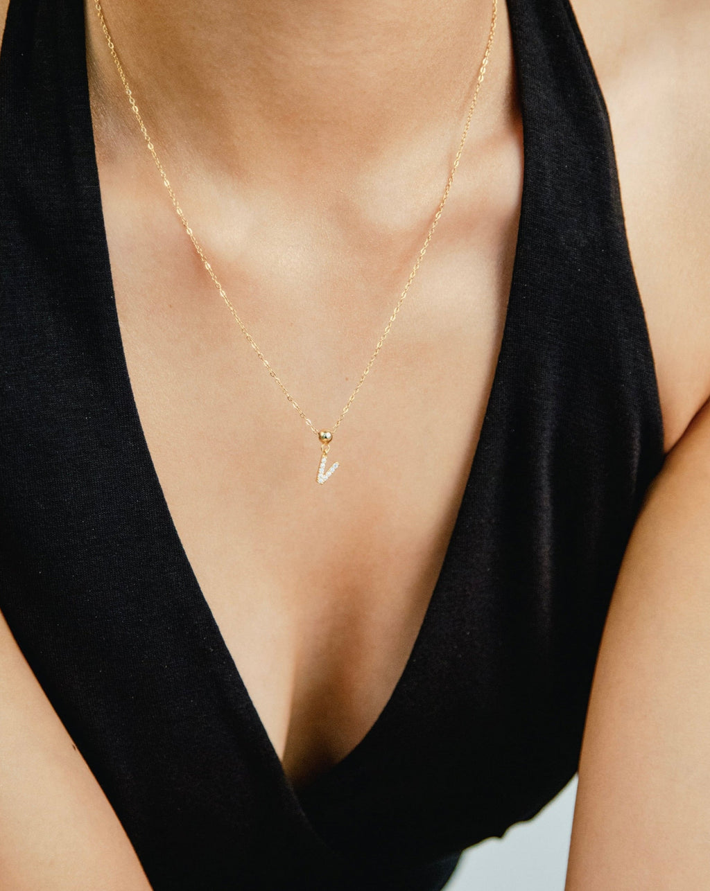 Pendentif Initiale V avec Diamant en Argent