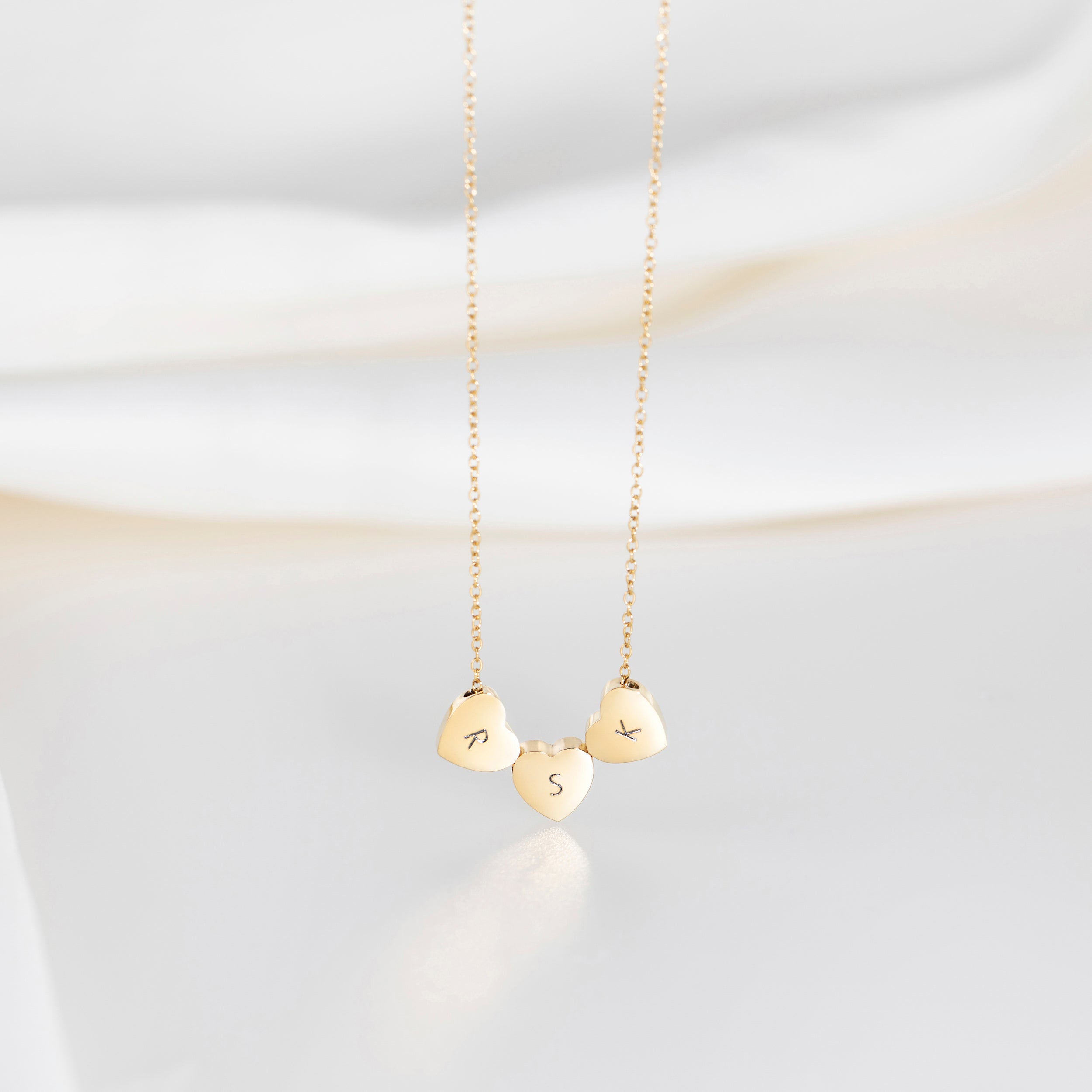 Collier Cœur Amo à Triple Perle en Or