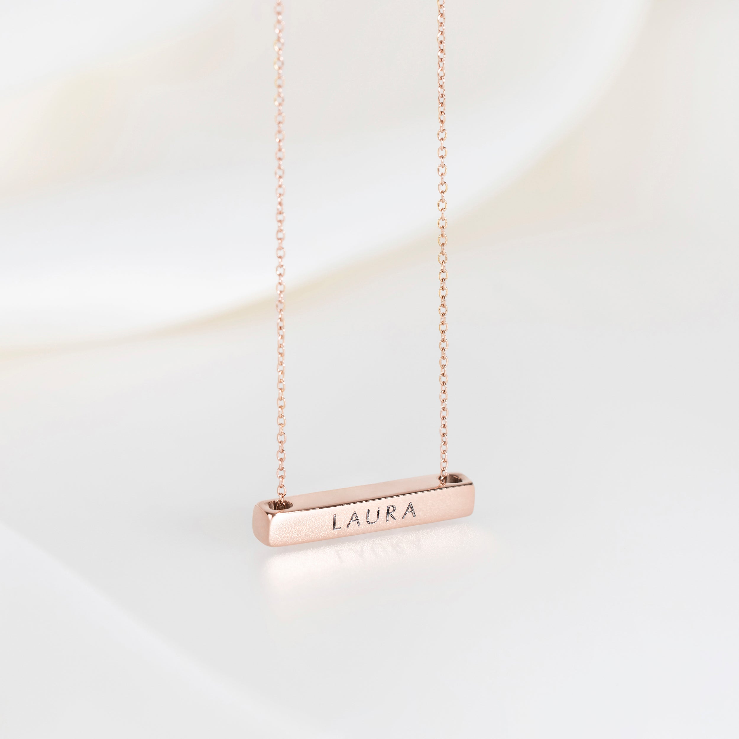 Collier Barre Horizontale 3cm en Or Rose