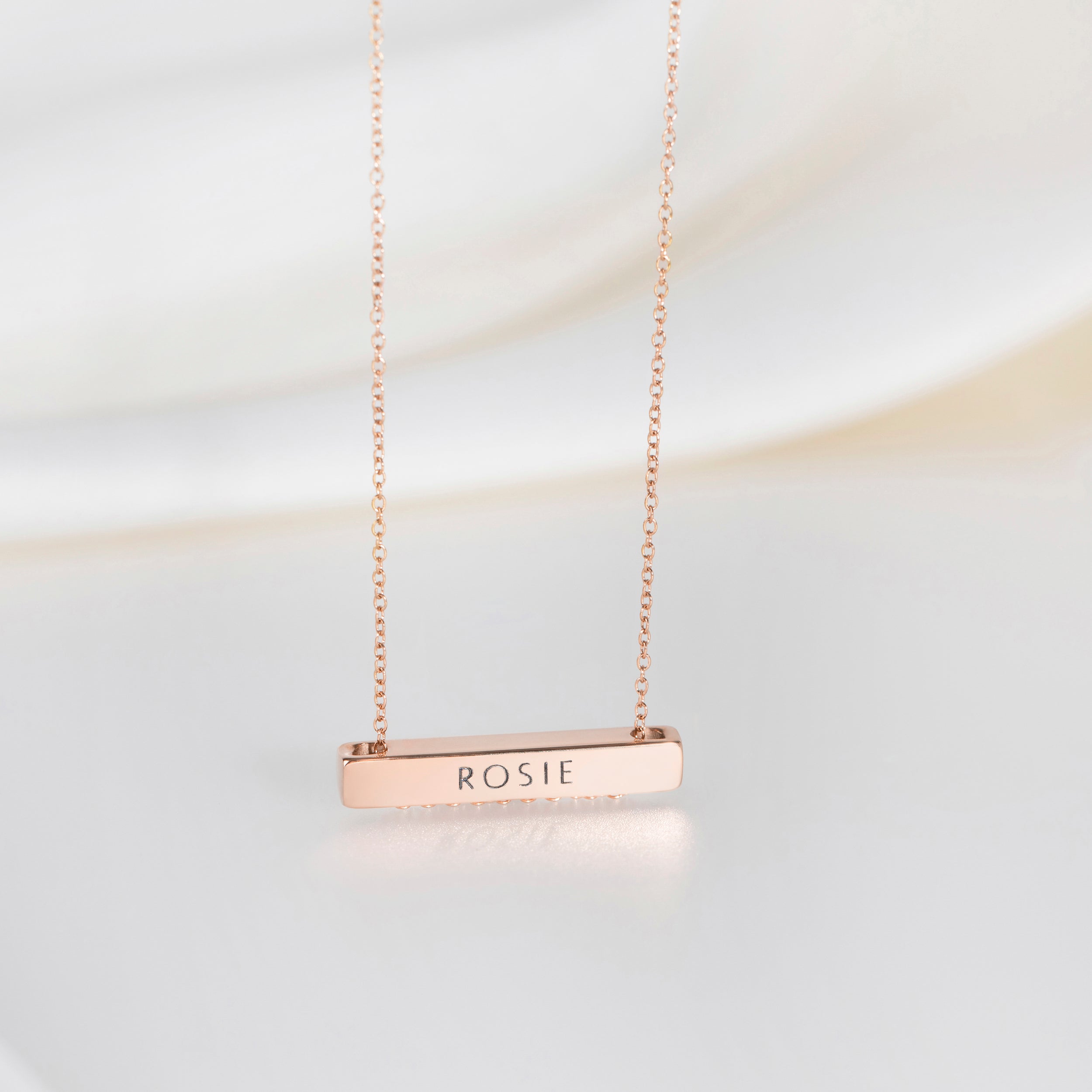 Collier Barre Horizontale 3cm en Or Rose
