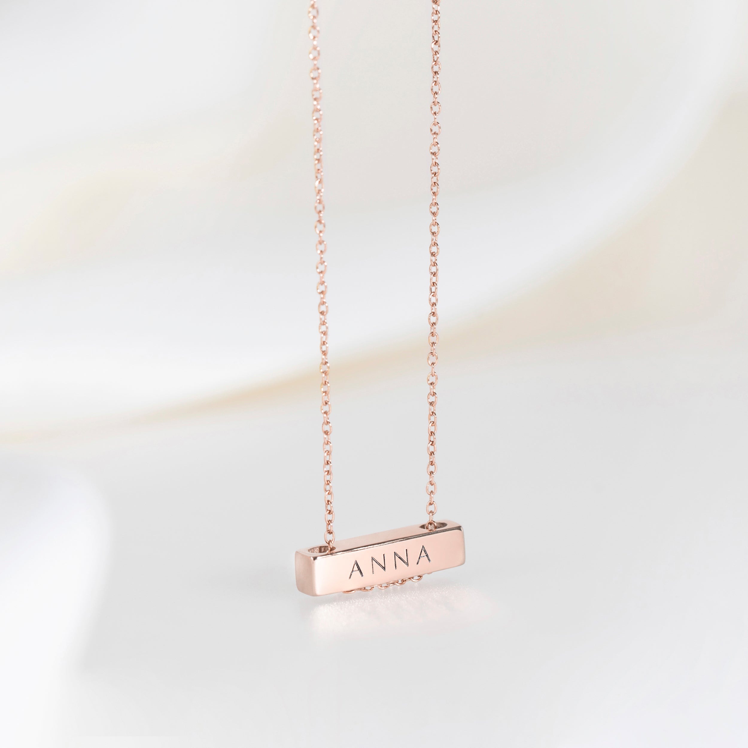 Collier Barre Horizontale 2cm en Or Rose