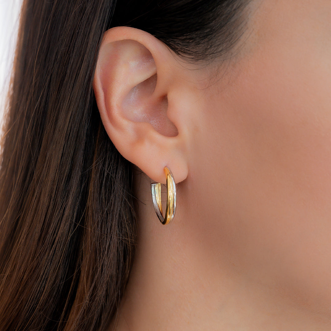 Boucles d’Oreilles Croisées Bimétal en Or et Argent