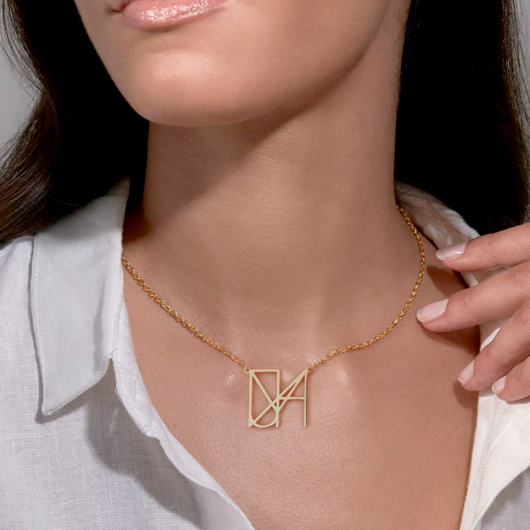Collier Minimaliste Monogramme en Or