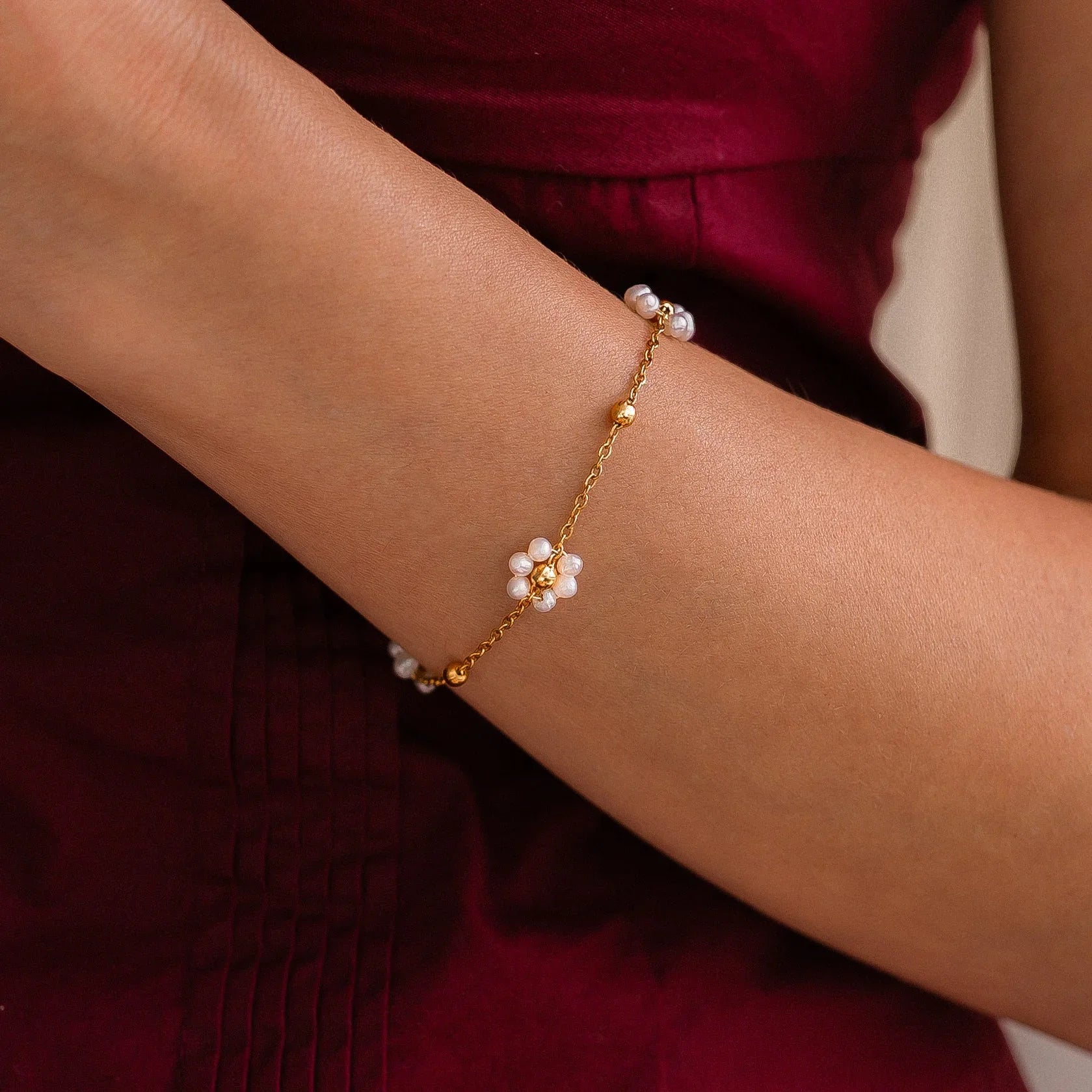 Margueritte Charm Smykkesæt 🌼 – Halskæde, Armbånd og Øreringe