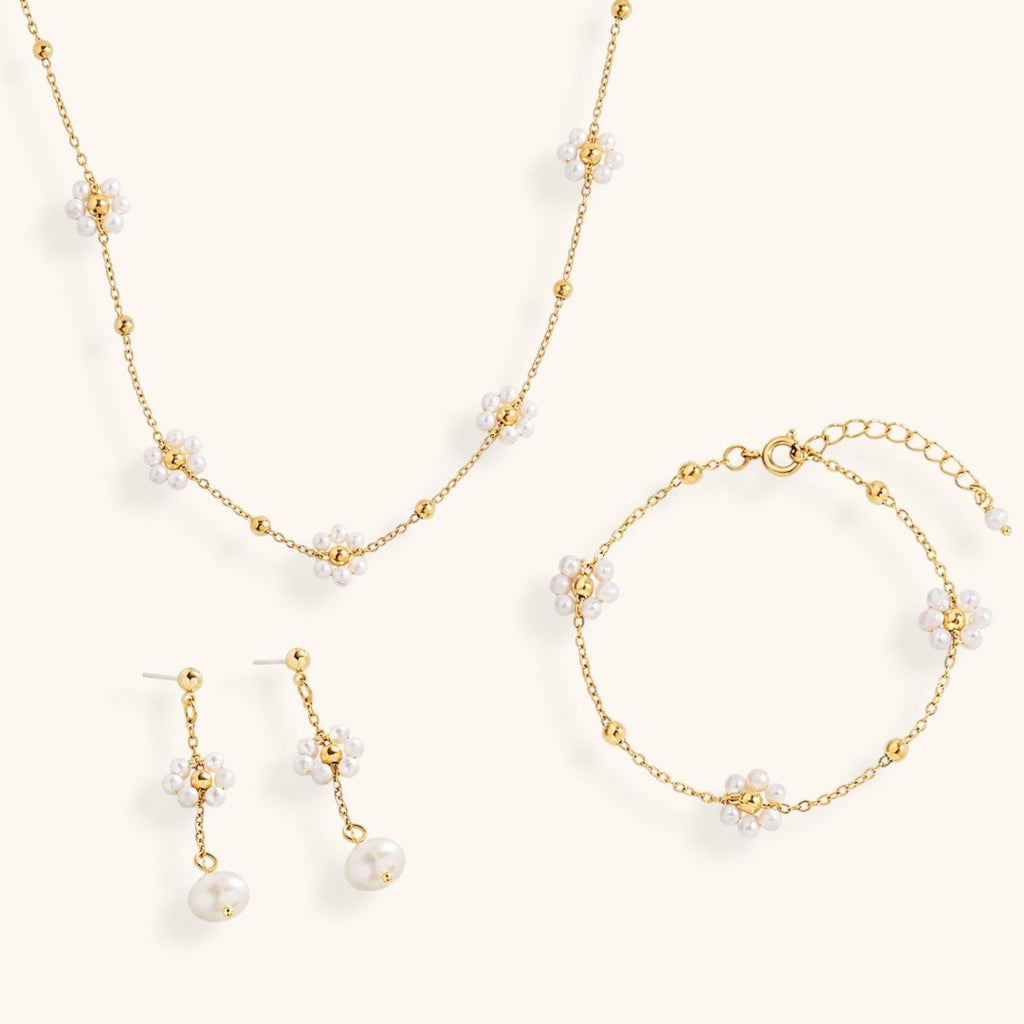 Margueritte Charm Smykkesæt 🌼 – Halskæde, Armbånd og Øreringe